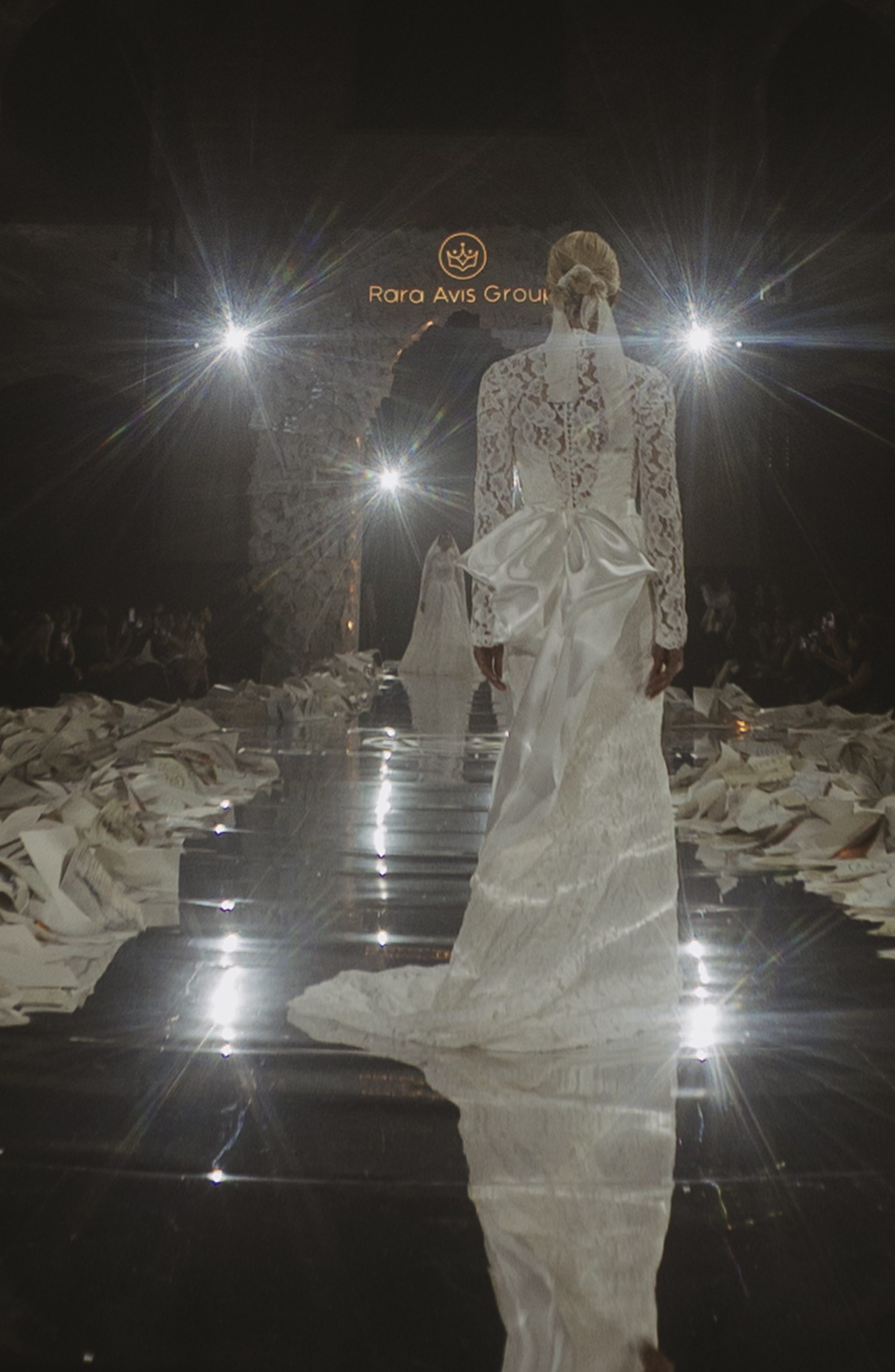 Rara Avis Fashion Show 2026. Fusion Wedding Photographer