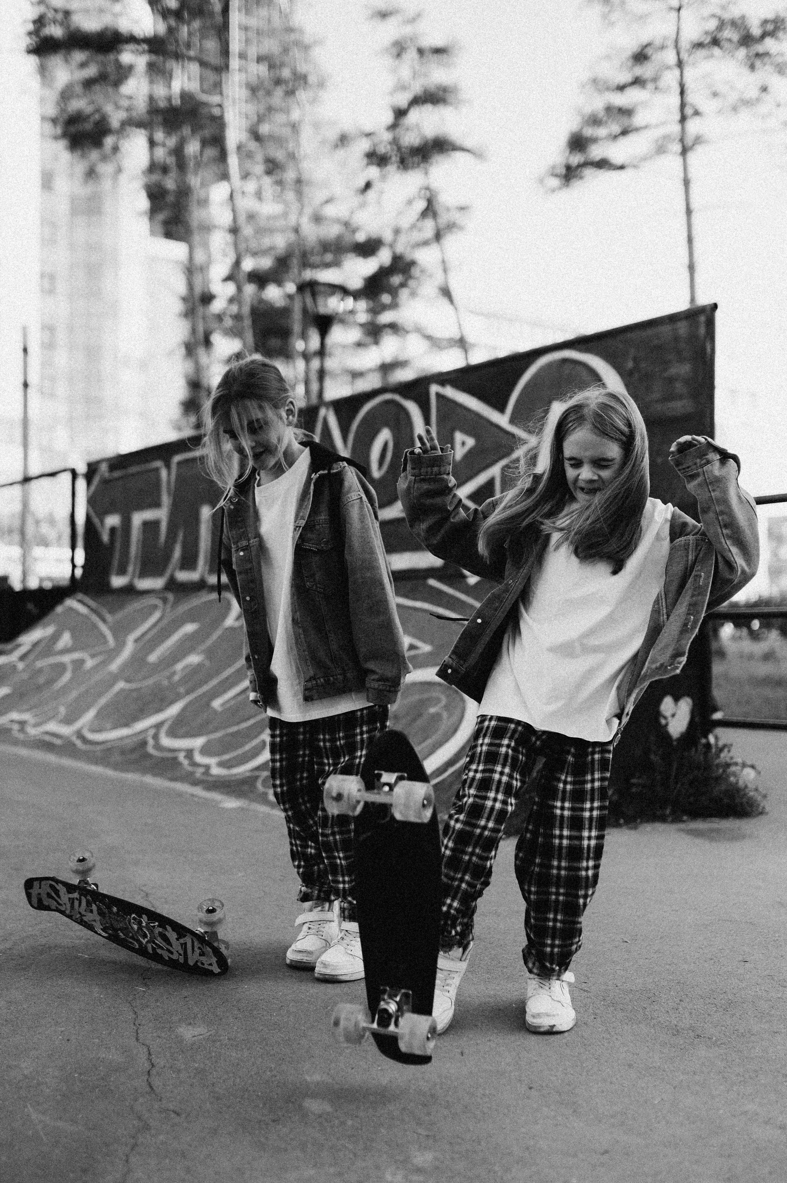 САША, АНЯ и их КИРА и ЛЕРА. Семейный фотограф в Новосибирске Женя Индрикова