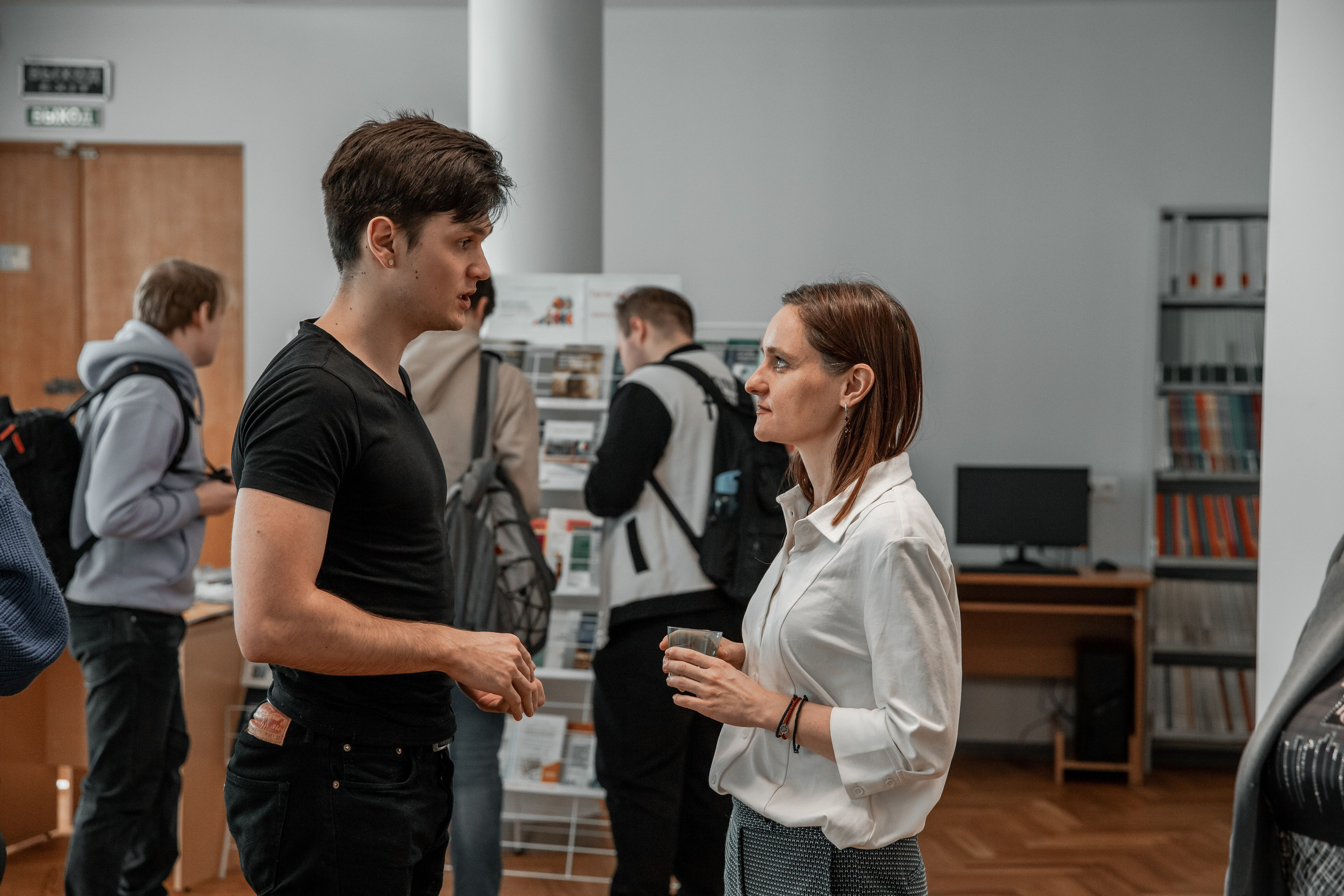 IV Международная научная конференция | Диалог Культур Культура Диалога. Фотограф брендов и бизнеса в Москве Алексей Сентюрин