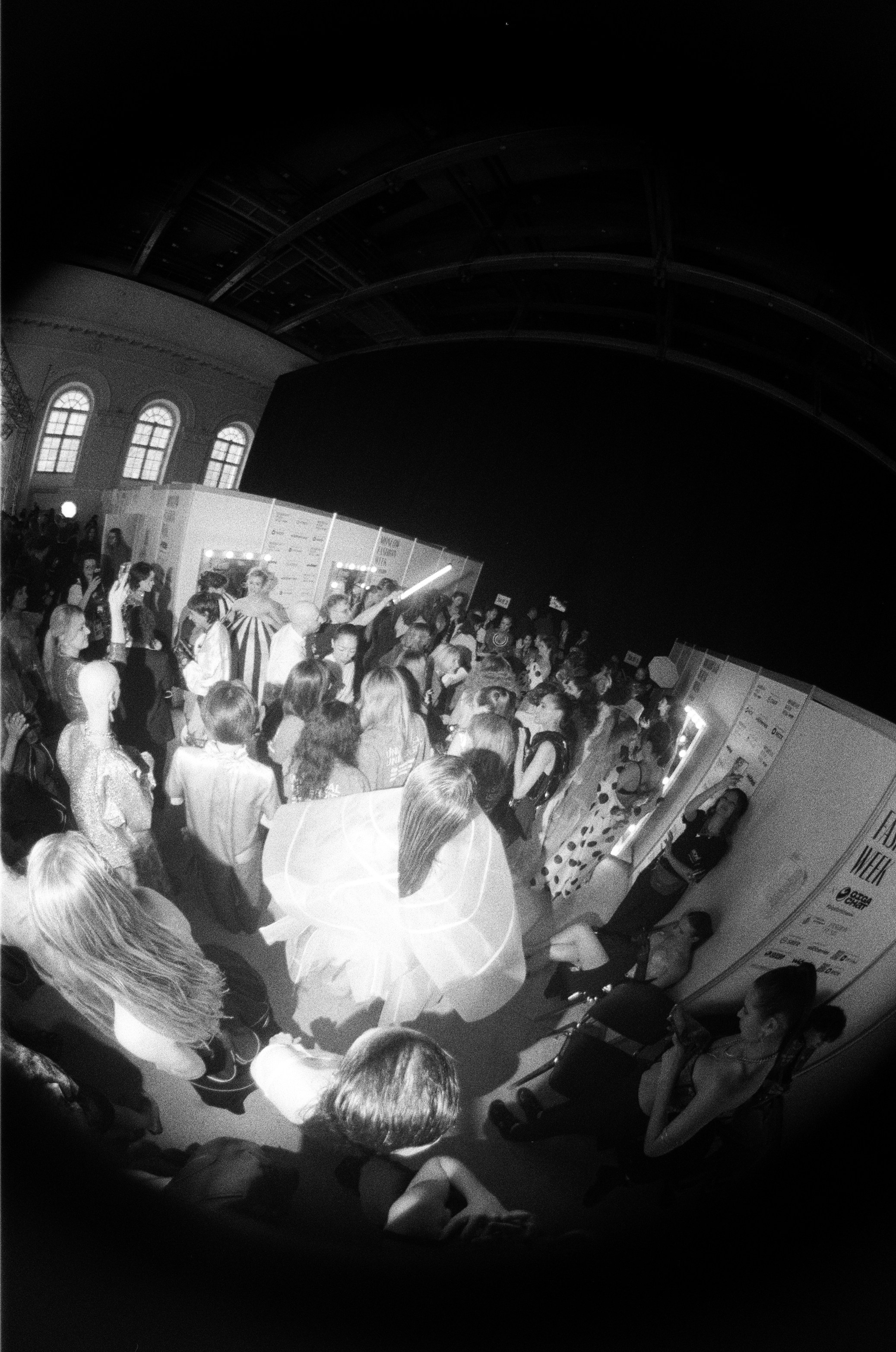 День 1. Плёночный фотограф Москва, Саша Звук