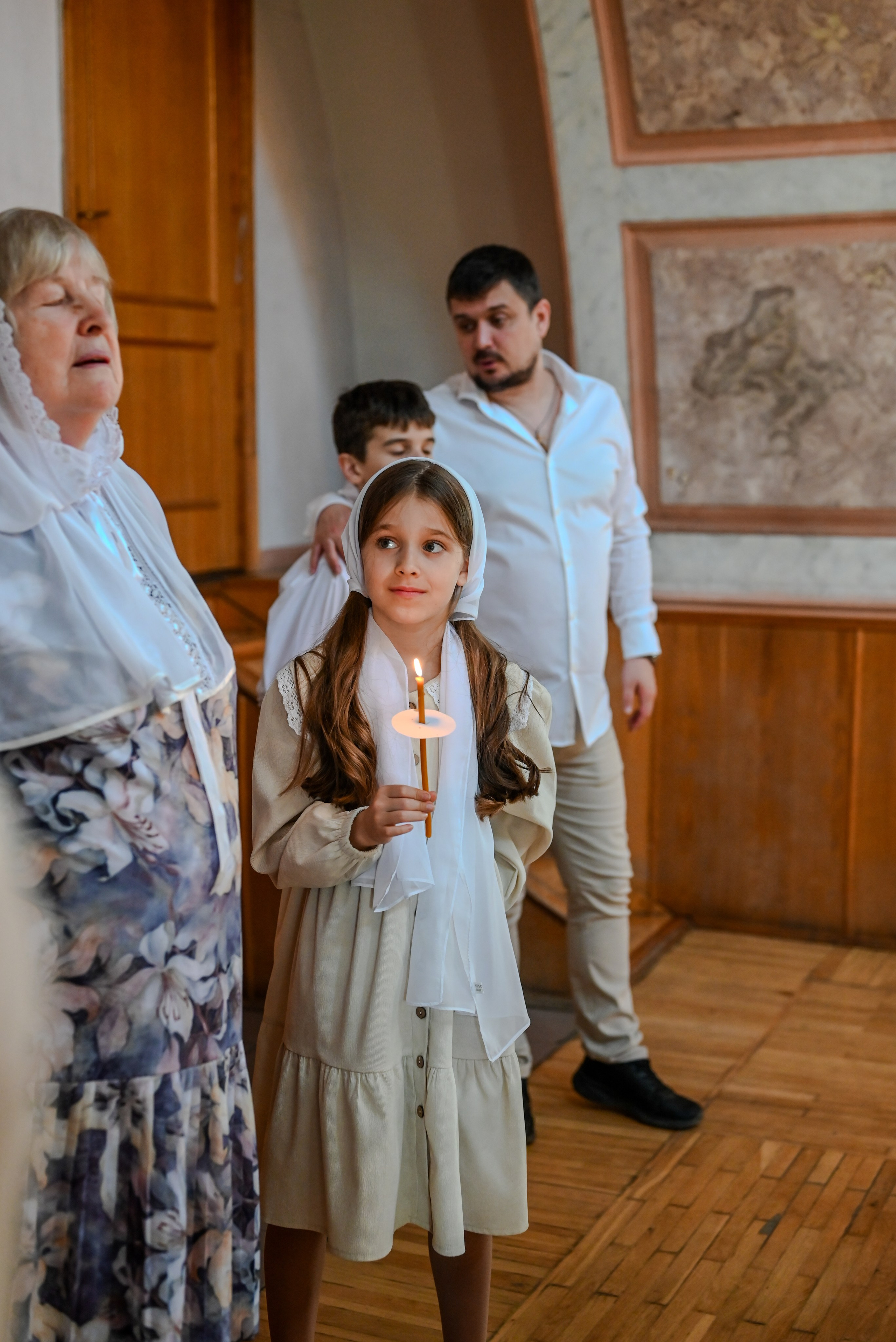 Крещение мама Анна. Семейный и детский фотограф Москва