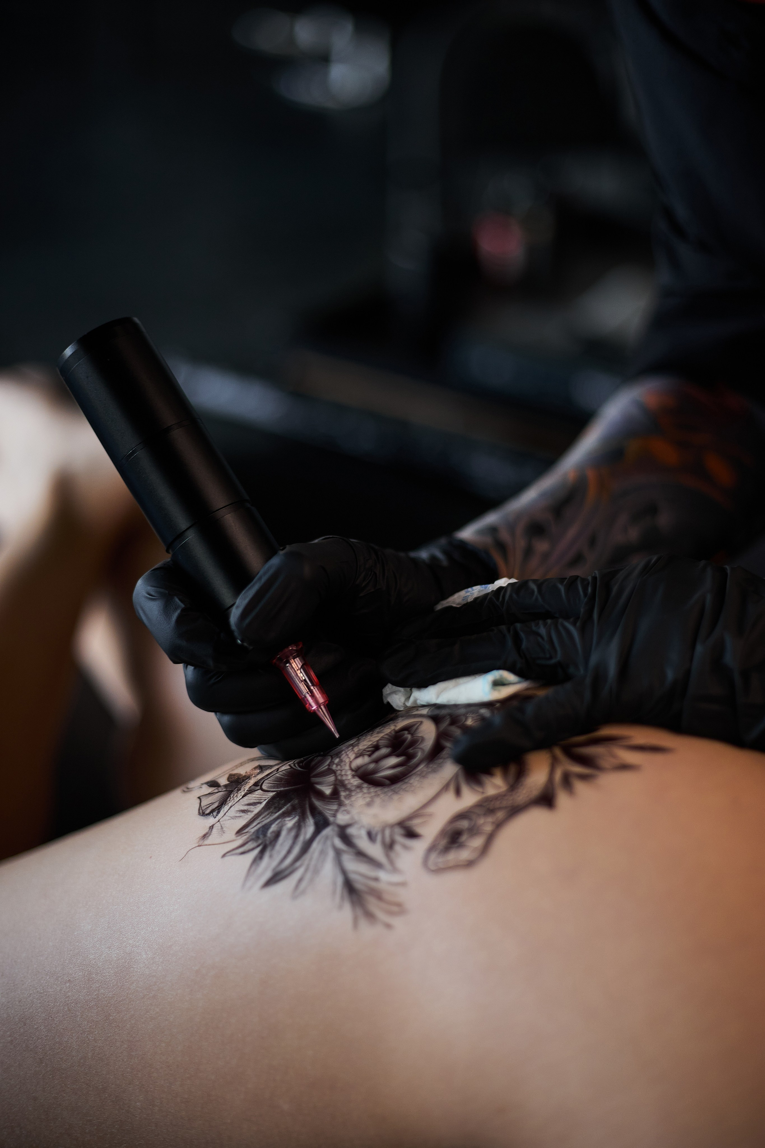 Тату мастер. Репортажный Фотограф Москва Дарья Лунева