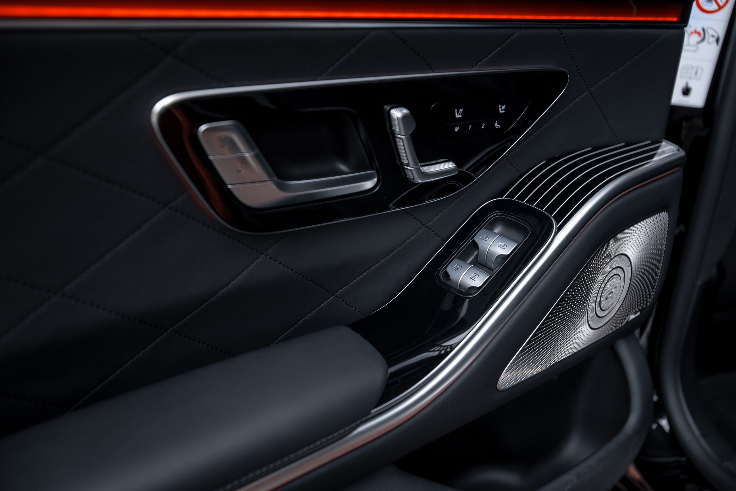 W223. Автомобильный фотограф в Москве Андрей Емельянов