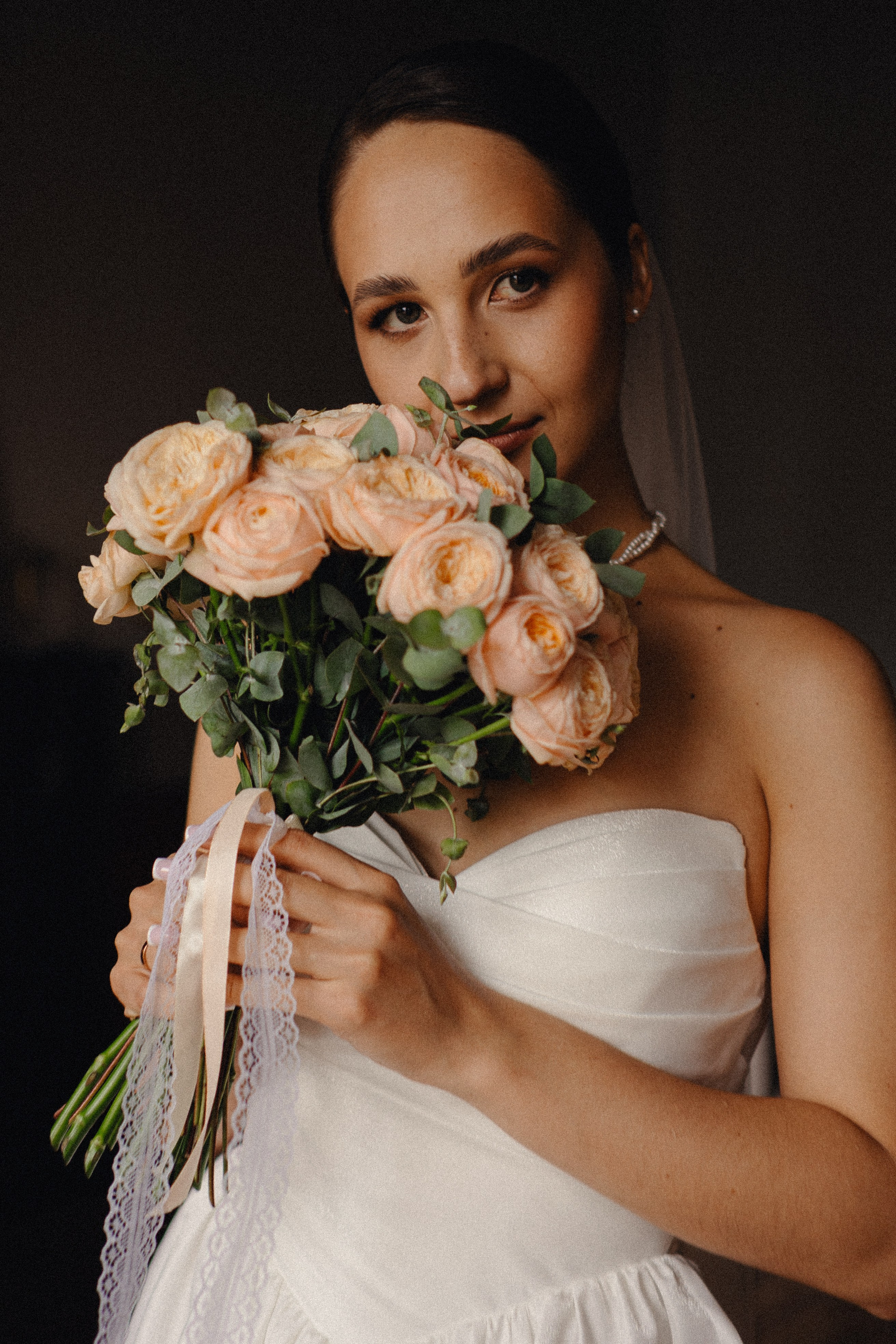 СВАДЕБНАЯ ПРОГУЛКА В САНТК-ПЕТЕРБУРГЕ (ИСАКИЕВСКИЙ СОБОР, ЗИМНЯЯ КАНАВКА, ЭРМИТАЖ И БОЛЬШАЯ МОРСКАЯ УЛИЦА). Профессиональный фотограф, Санкт-Петербург — Виктория Богомолова