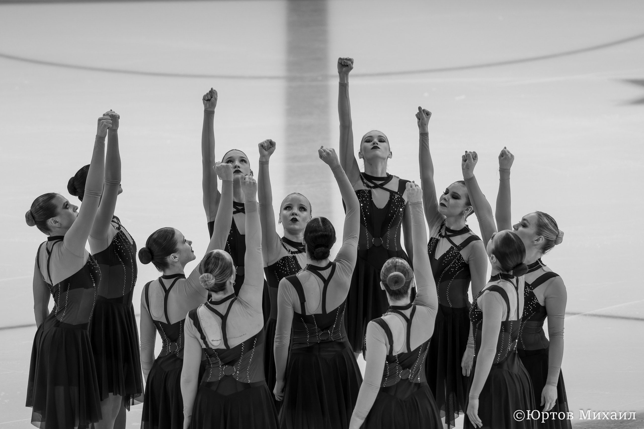 Синхронное катание на коньках. Спортивный фотограф Михаил Юртов