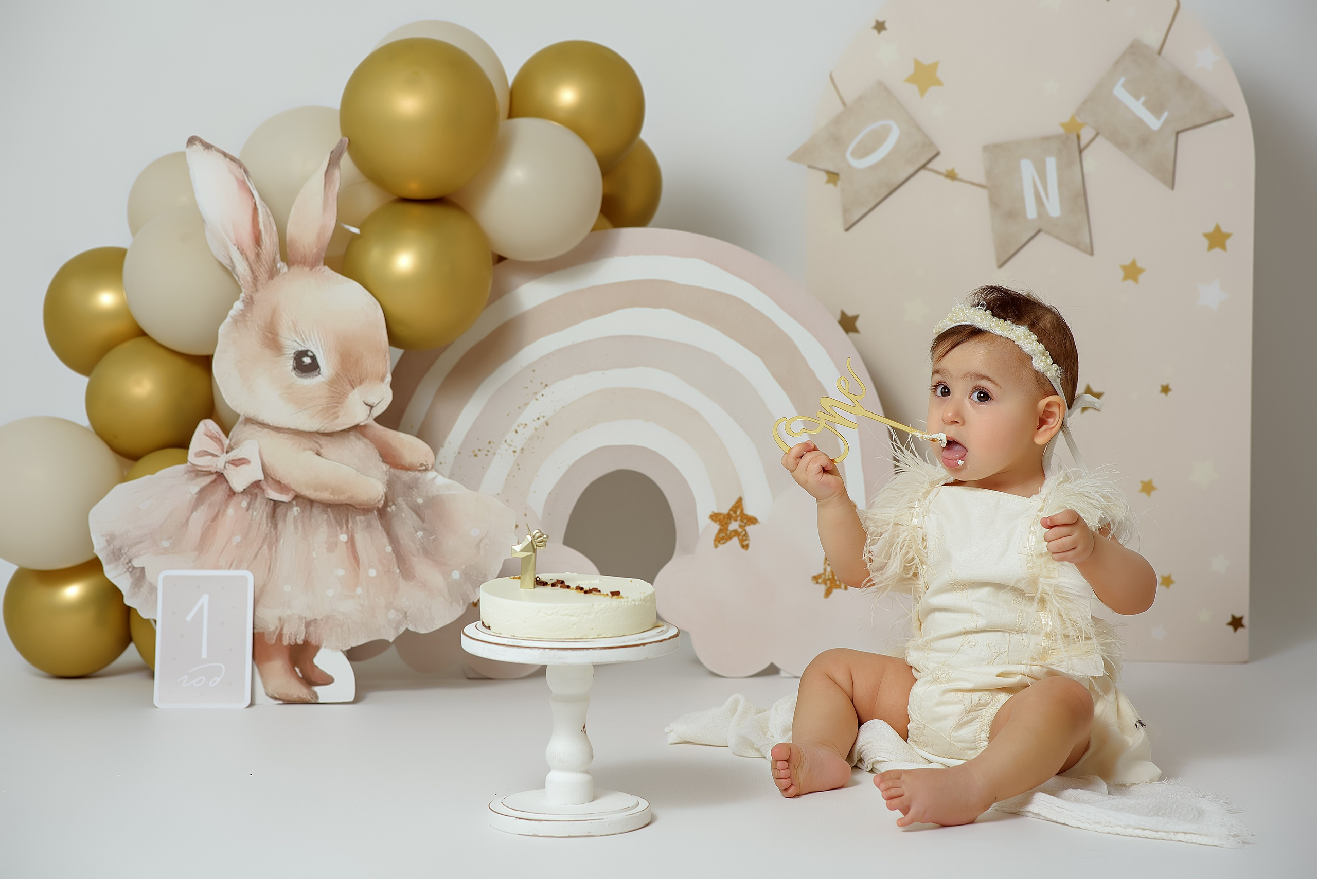 Крушение тортика. Фотограф беременности и новорожденных в Рязани