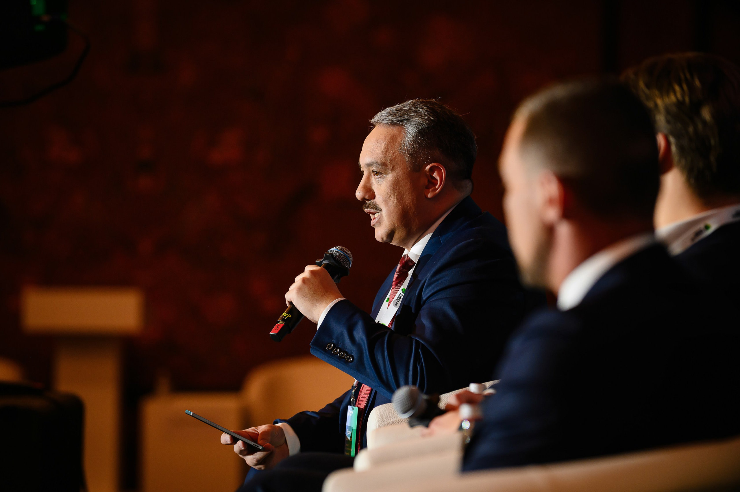 Финансовая карьера в эпоху ИИ. Freedom holding corp. Интерьерный и репортажный фотограф в Алматы