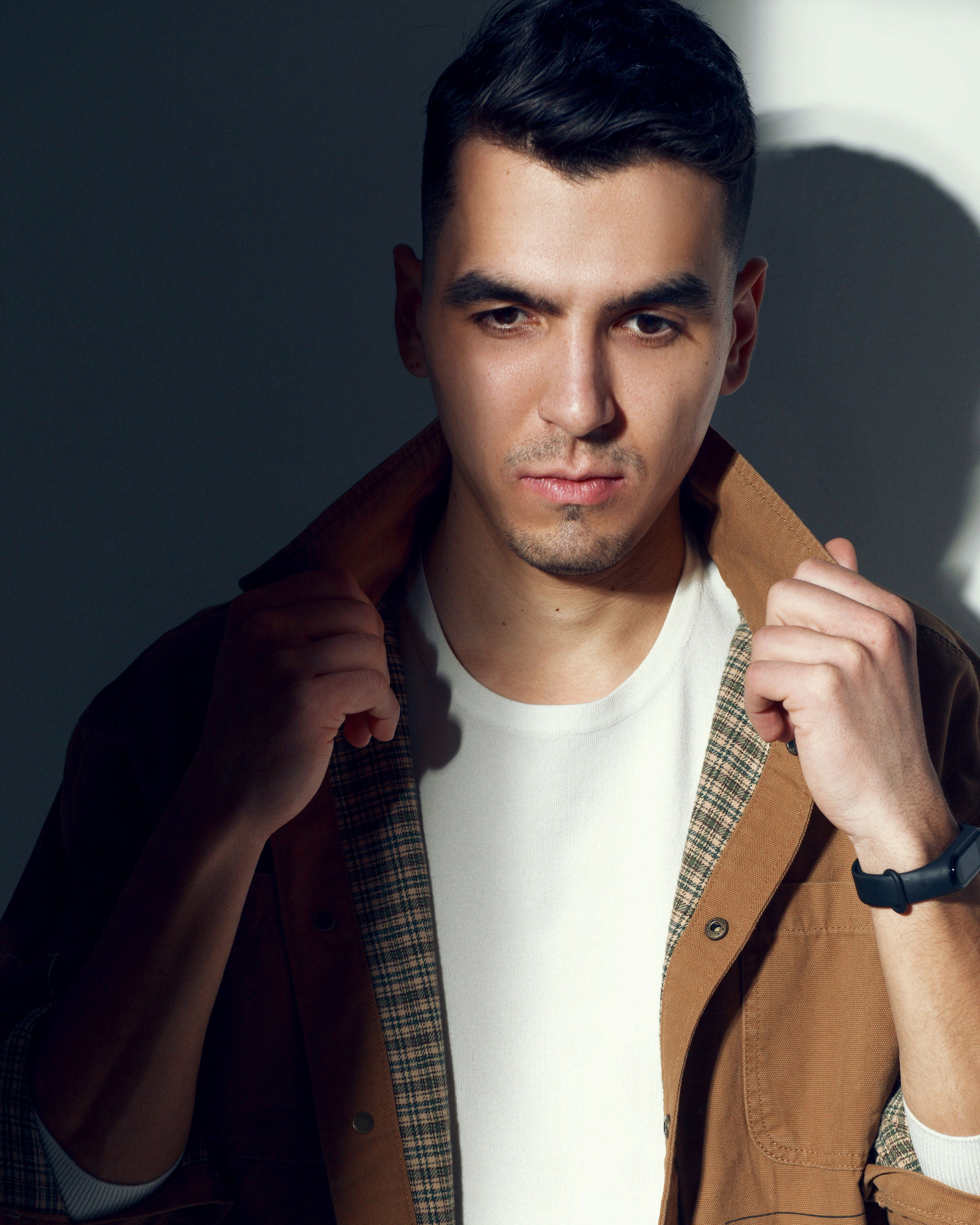 Деловой портрет. Фотосъемка для маркетплейс в Краснодаре