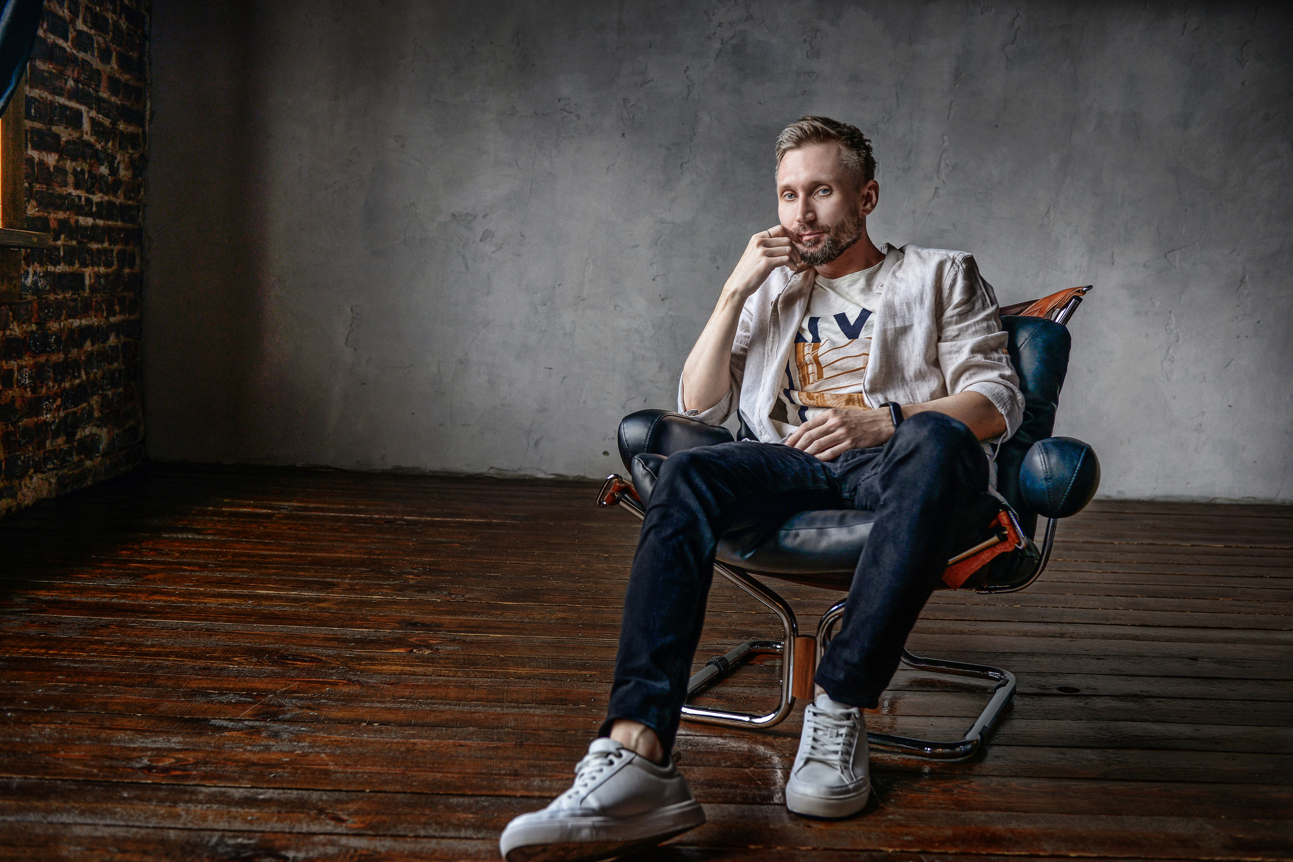 Деловой портрет. Фотосъемка для маркетплейс в Краснодаре