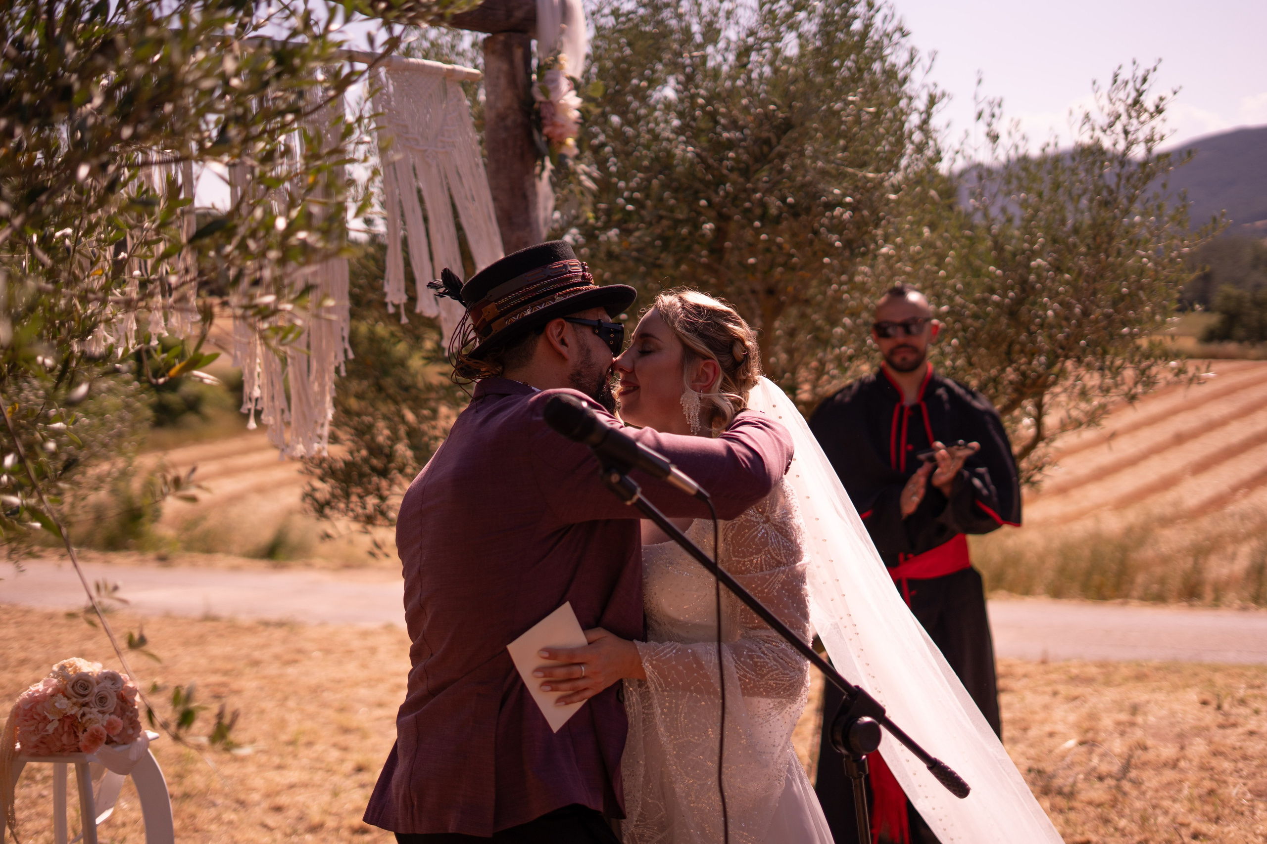 Stasy and Roberto. Wedding Photographer in Barcelona and Medellin