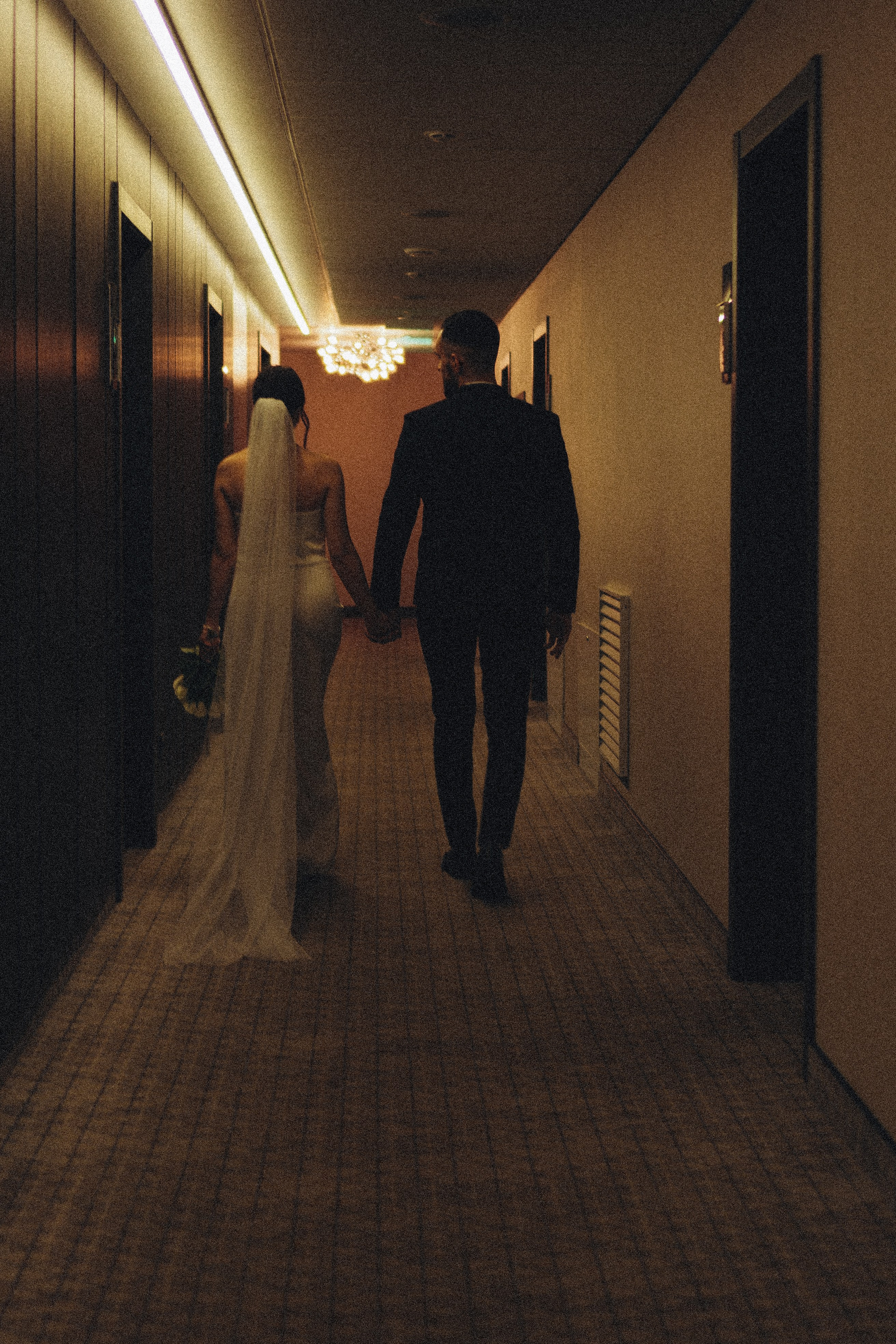 СВАДЕБНАЯ СЬЕМКА СБОРОВ ЖЕНИХА И НЕВЕСТЫ В ОТЕЛЕ И ТАКЖЕ ФОТОСЕССИИЯ В ОТЕЛЕЕ МЕГАПОЛИС БРЯНСК. Профессиональный фотограф, Санкт-Петербург — Виктория Богомолова