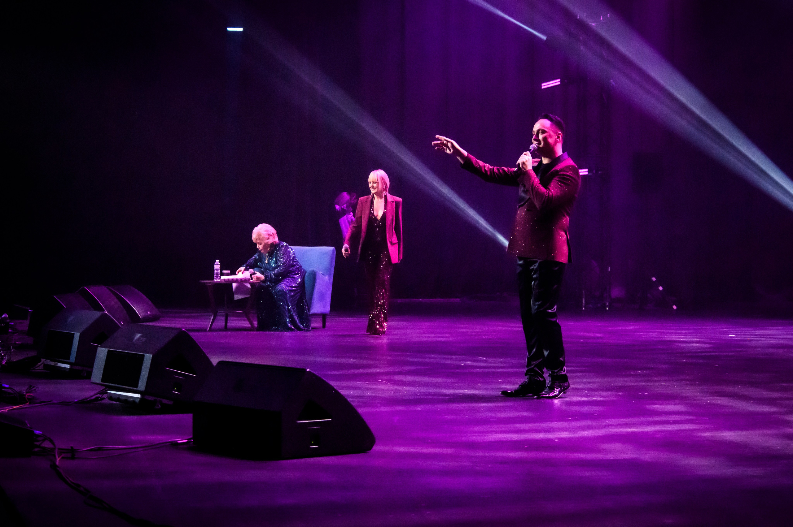 Лариса Рубальская — КЗ «Москва», Остров мечты. Бренд-фотограф для экспертов и блогеров в Москве Влада Горбовская