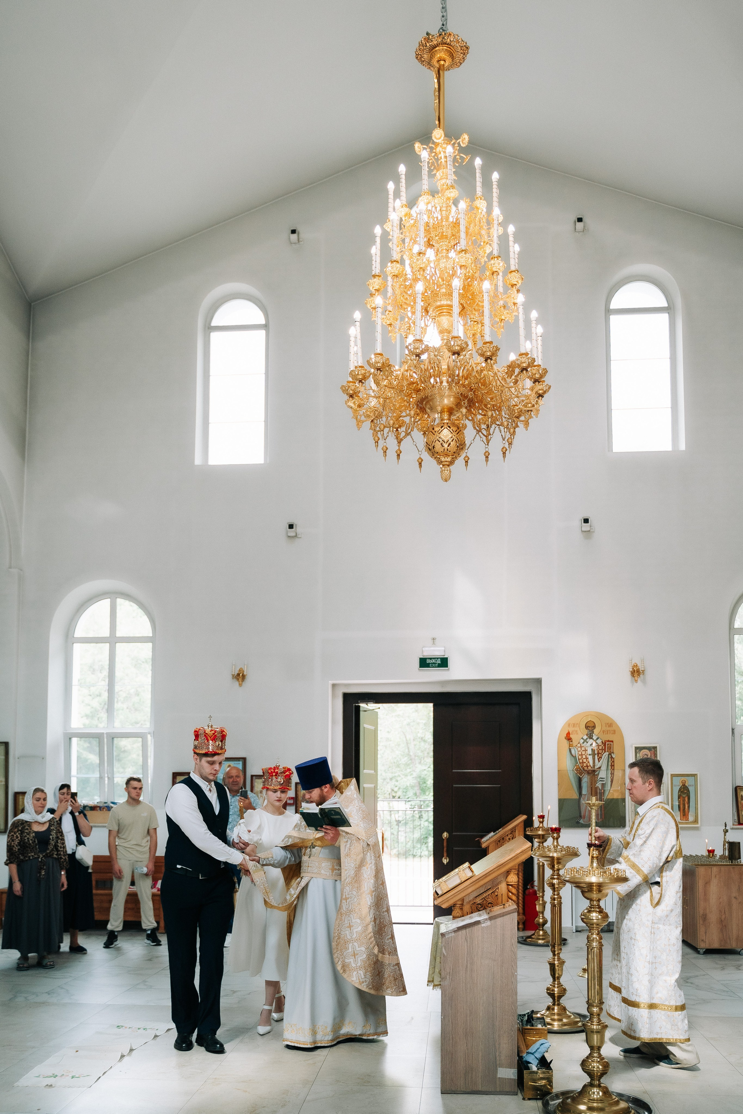 Венчание в Церкови Ермогена Патриарха Всероссийского в Южном Тушино. Свадебный и семейный фотограф в Москве и МО Геннадий Туманцев