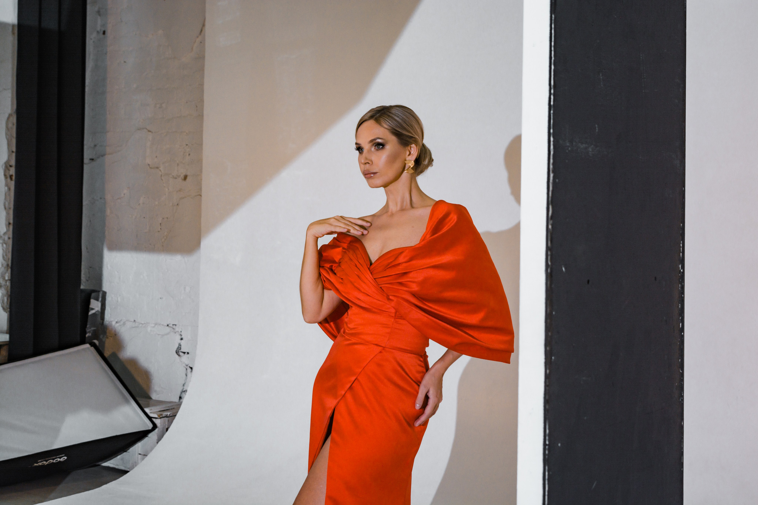 Фэшн-съёмка участниц Миссис Бизнес Гатчина 2023. Портретный фотограф в Санкт-Петербурге Дмитриева Наталия