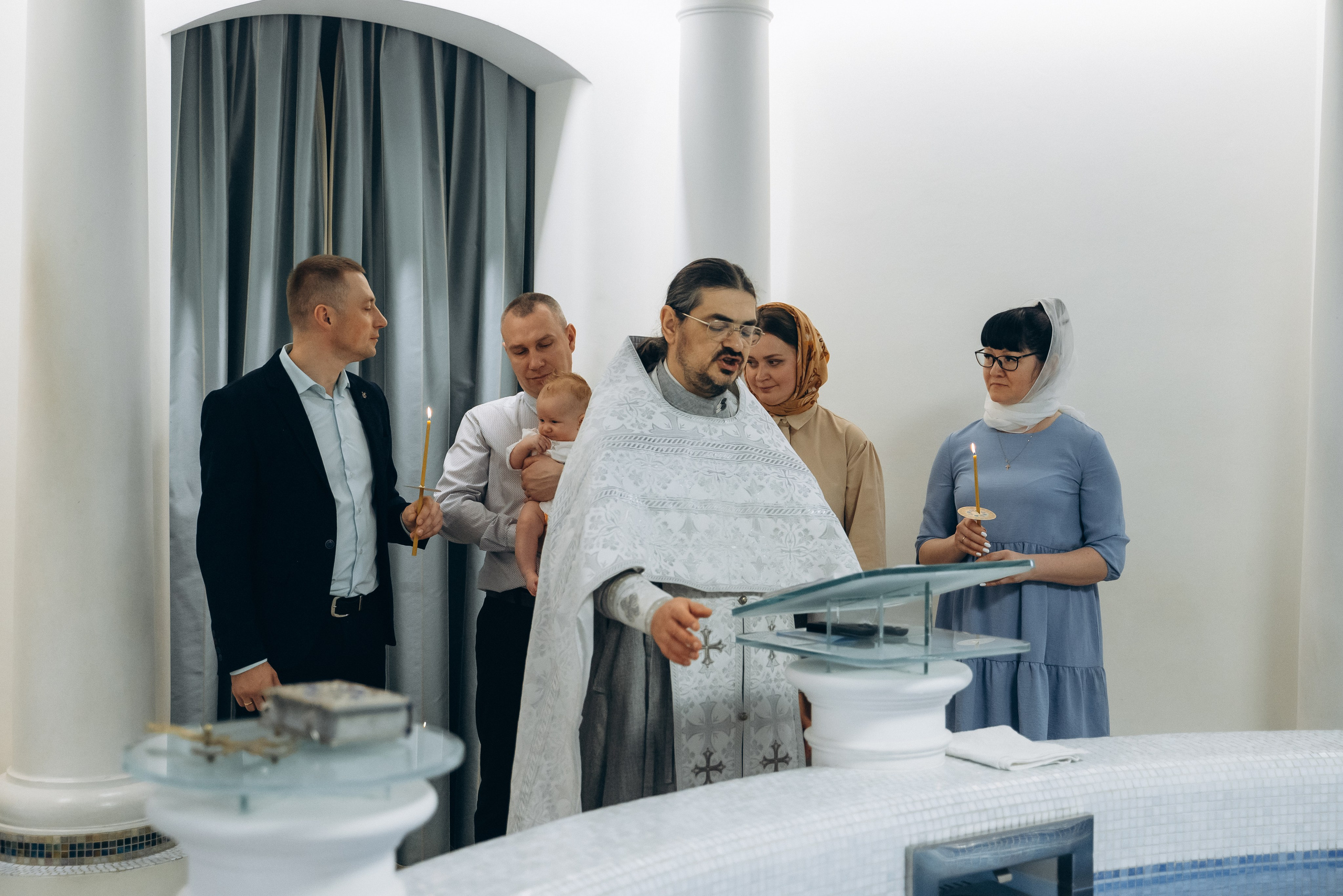 Крещение Кирилла (Храм всех святых). Семейный фотограф в Минске Дарья Дреко