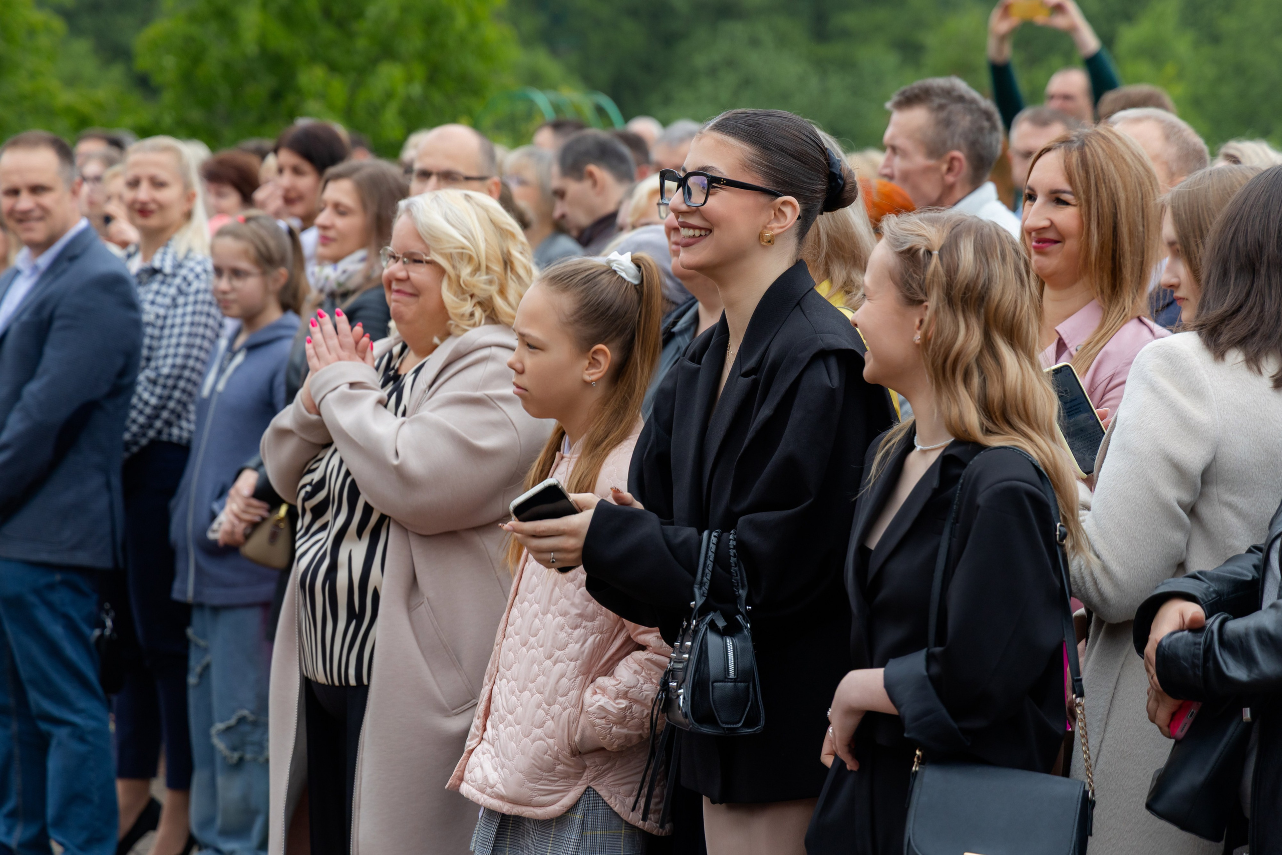 Последний звонок 2025 в Минске. Свадебный фотограф в Минске/Беларуси Сергей Спиридонов