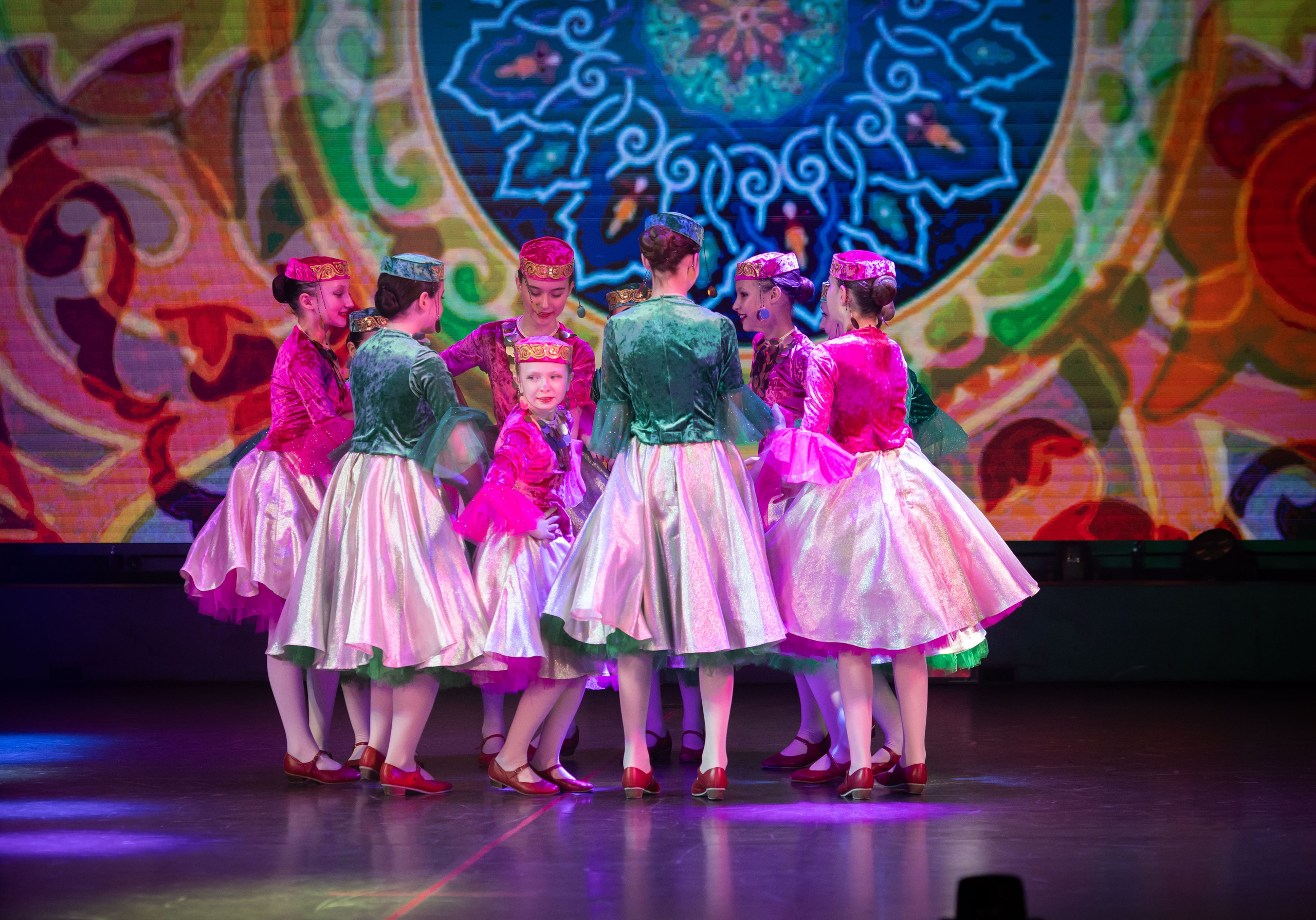 Дк Воровского отчетный концерт. Семейный и детский фотограф Анна Петракова