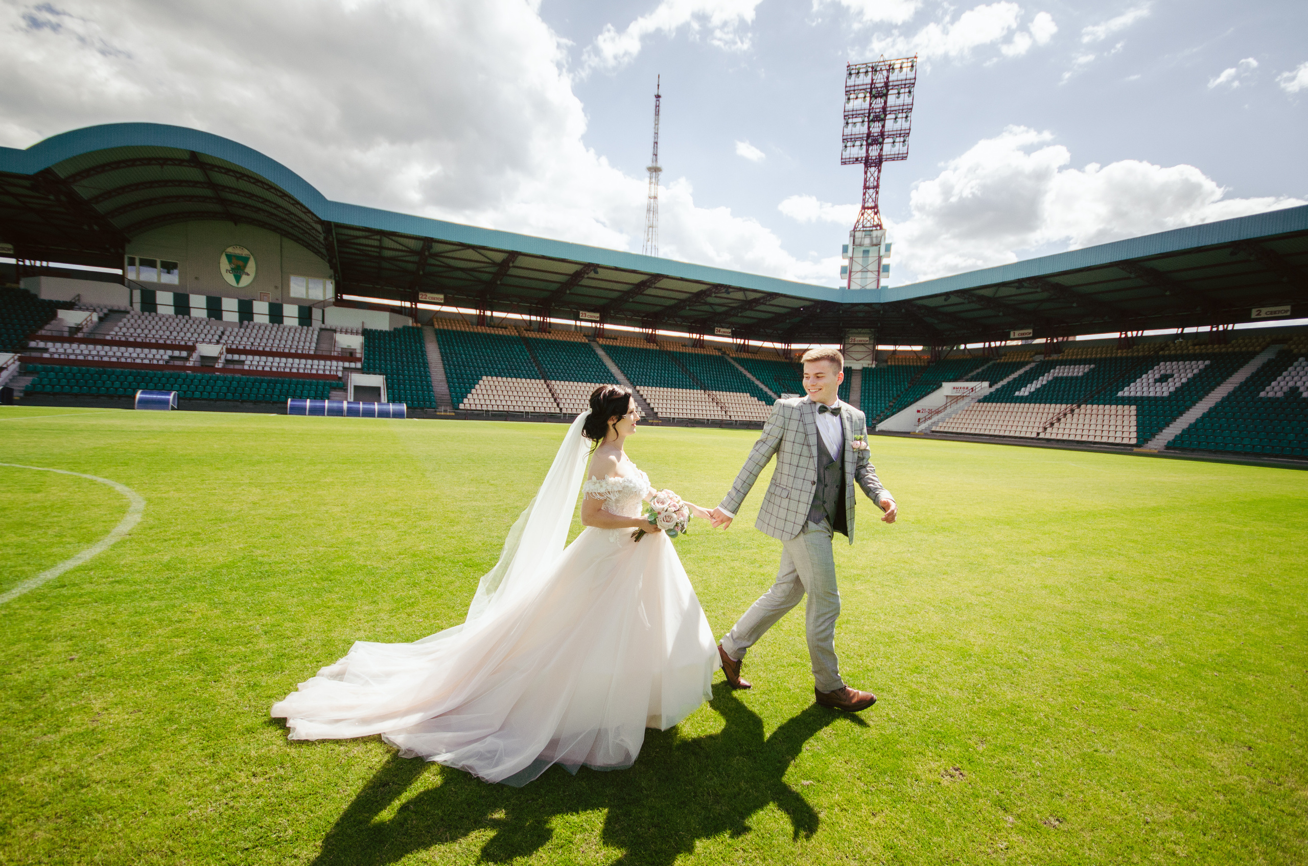 Захар и Кристина. Свадебный семейный коммерческий фотограф видеограф Минск Гомель