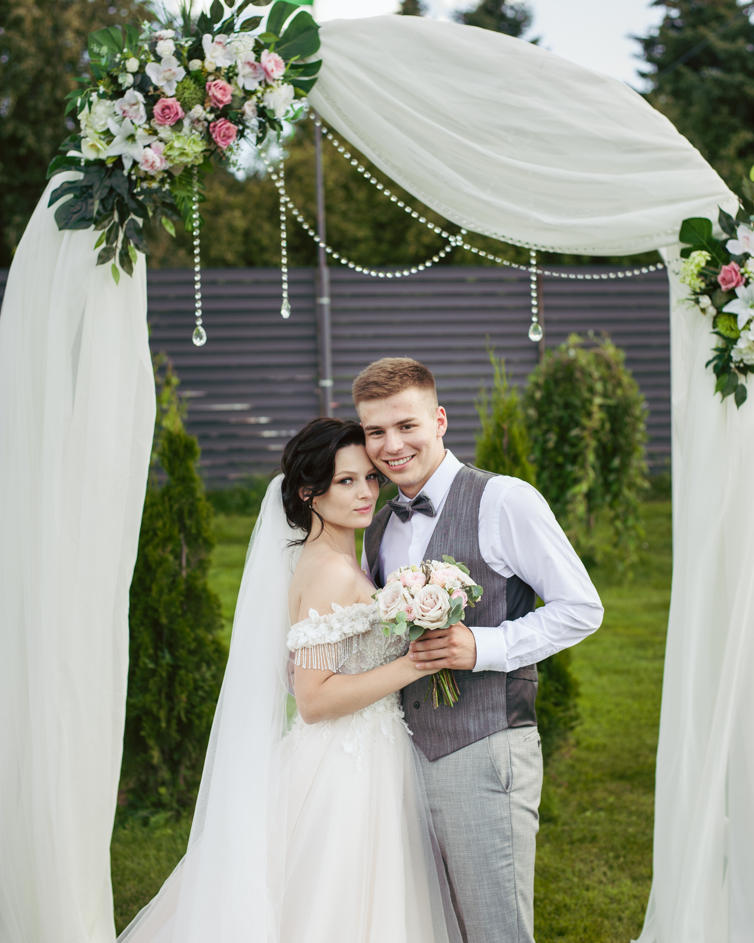 Захар и Кристина. Свадебный семейный коммерческий фотограф видеограф Минск Гомель