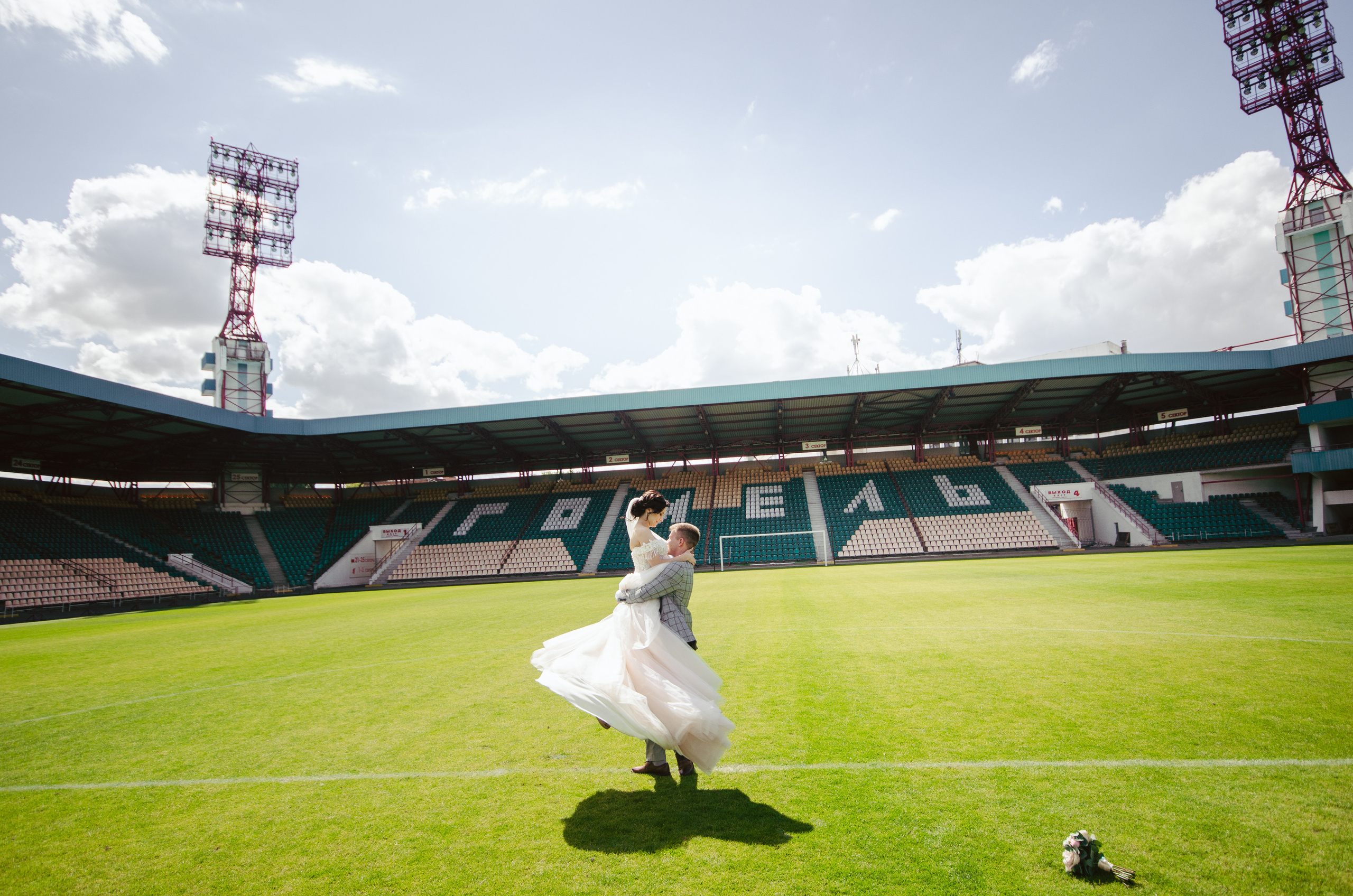 Захар и Кристина. Свадебный семейный коммерческий фотограф видеограф Минск Гомель