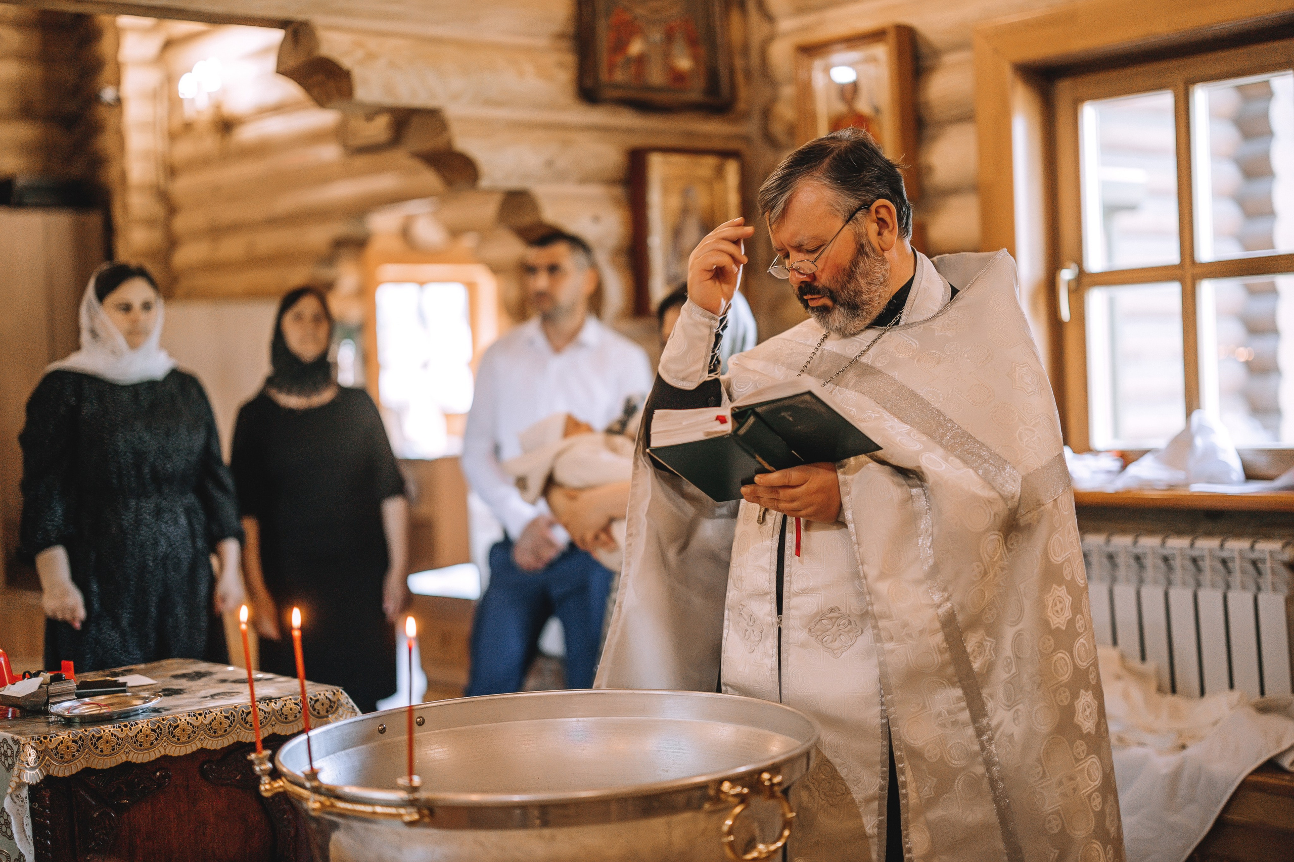 Крещение Елизаветы. Александр Антонов. Профессиональный свадебный, репортажный фотограф в Москве, Подольске. Фото+Видео на любой праздник