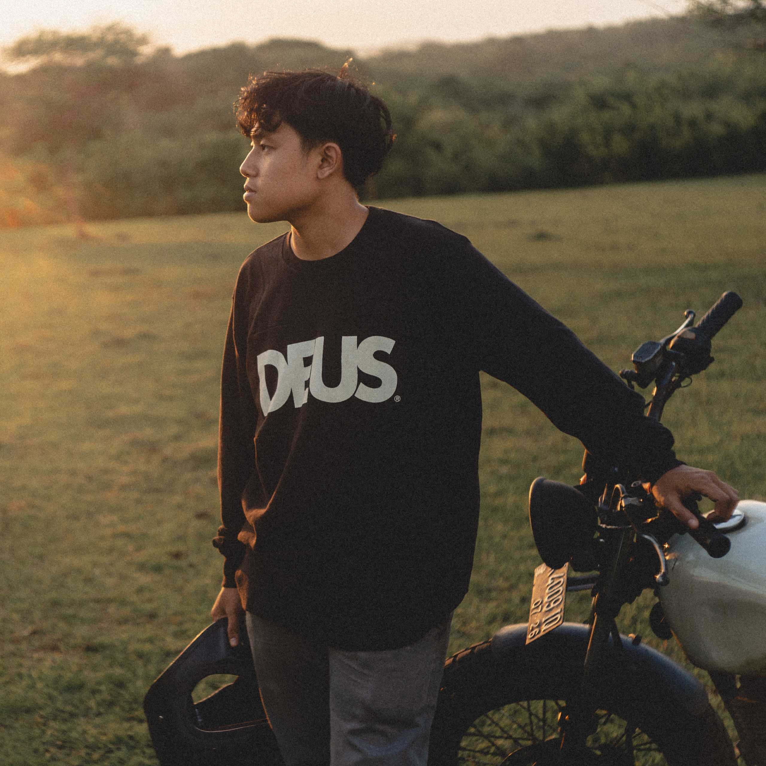 Moto (for DEUS). Игорь Гичка. Портрет с любовью