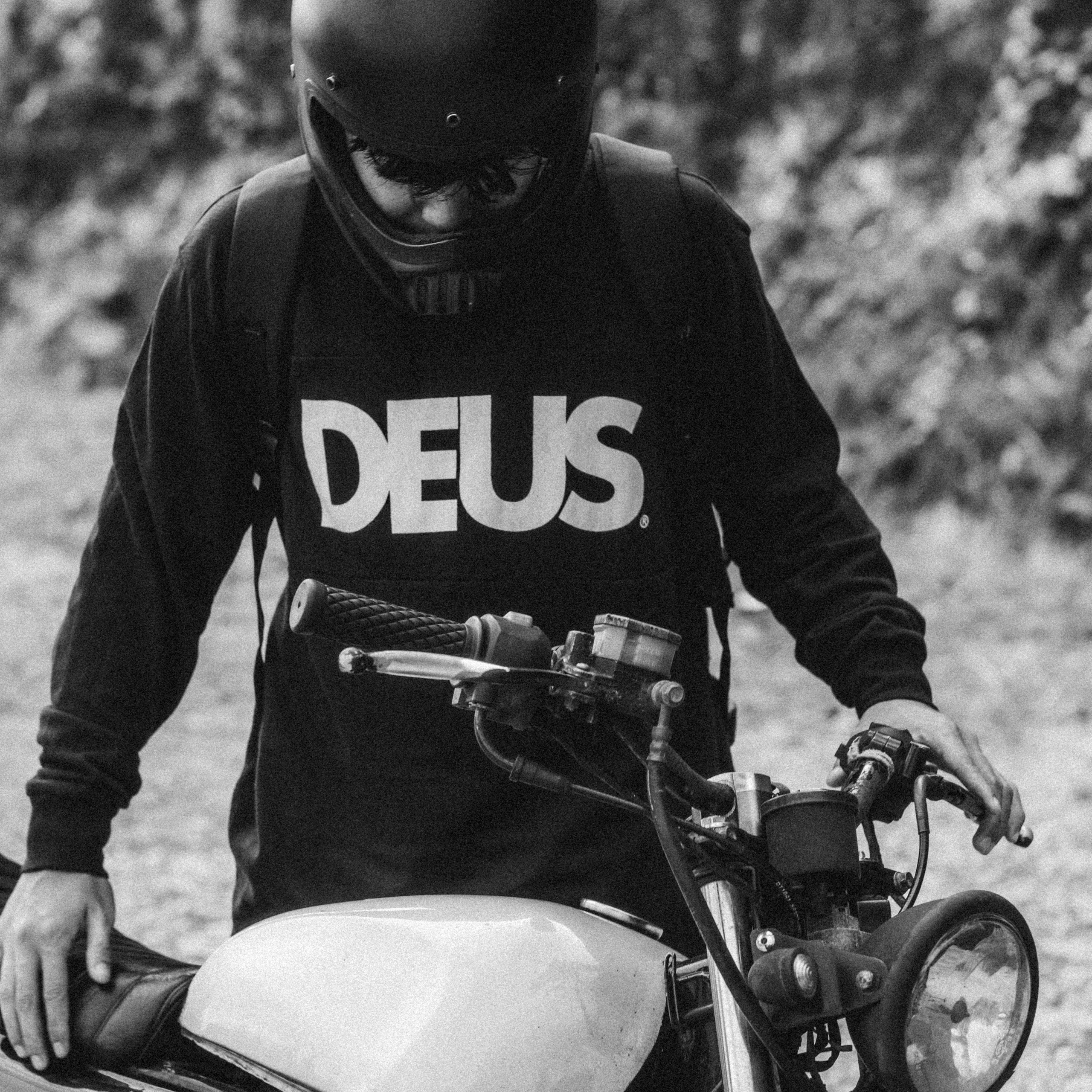 Moto (for DEUS). Игорь Гичка. Портрет с любовью