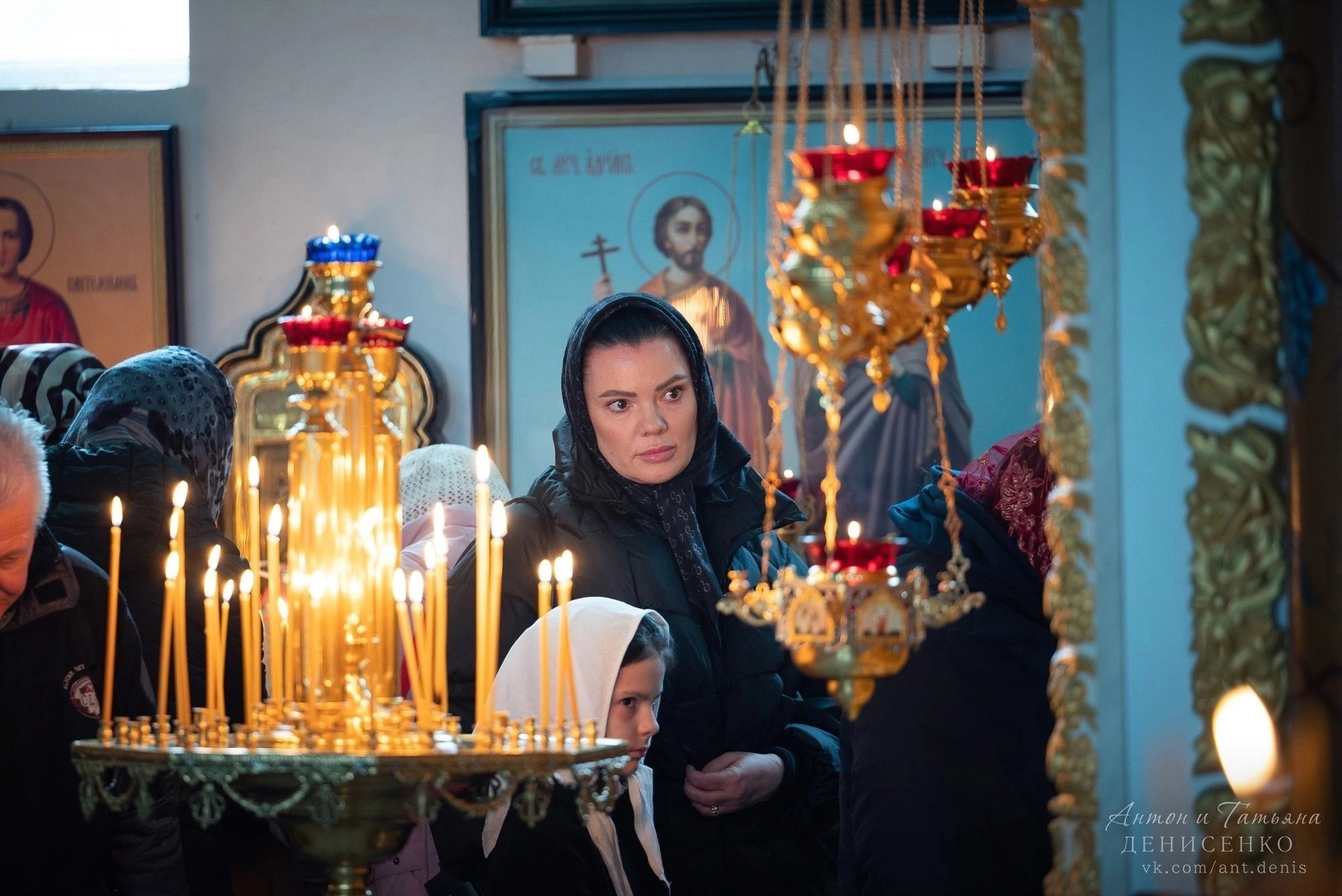 Антон и Татьяна Денисенко — В храме