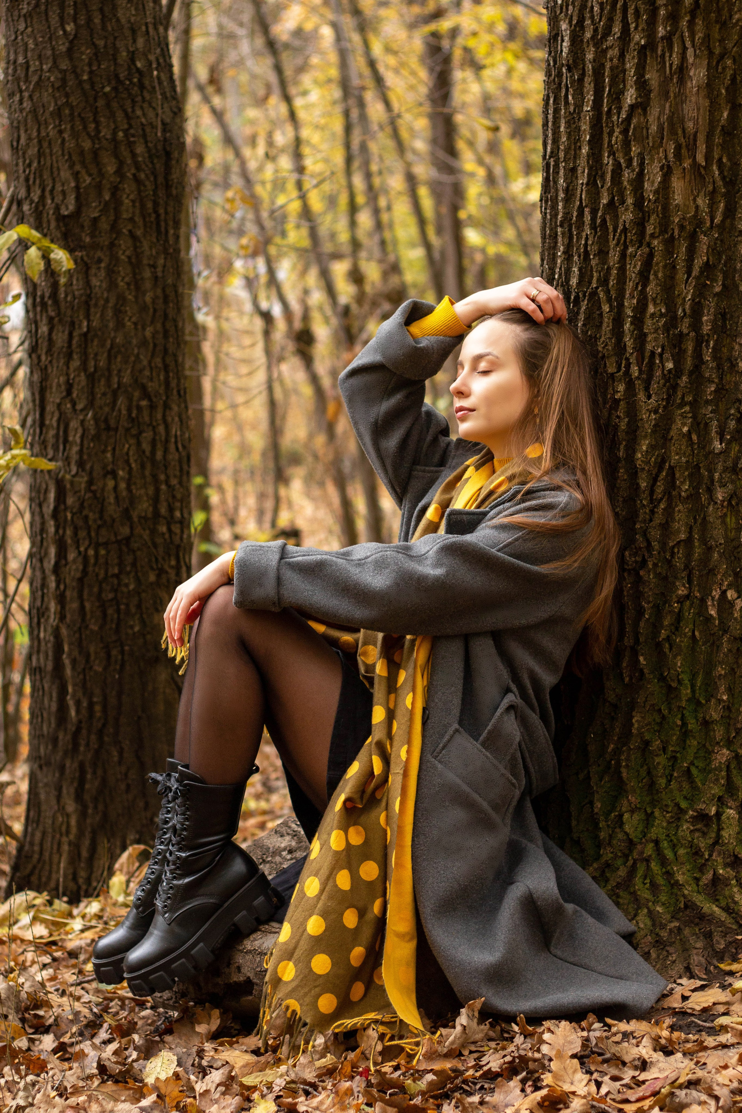 Екатерина осенью в роще. Нечехова Виктория