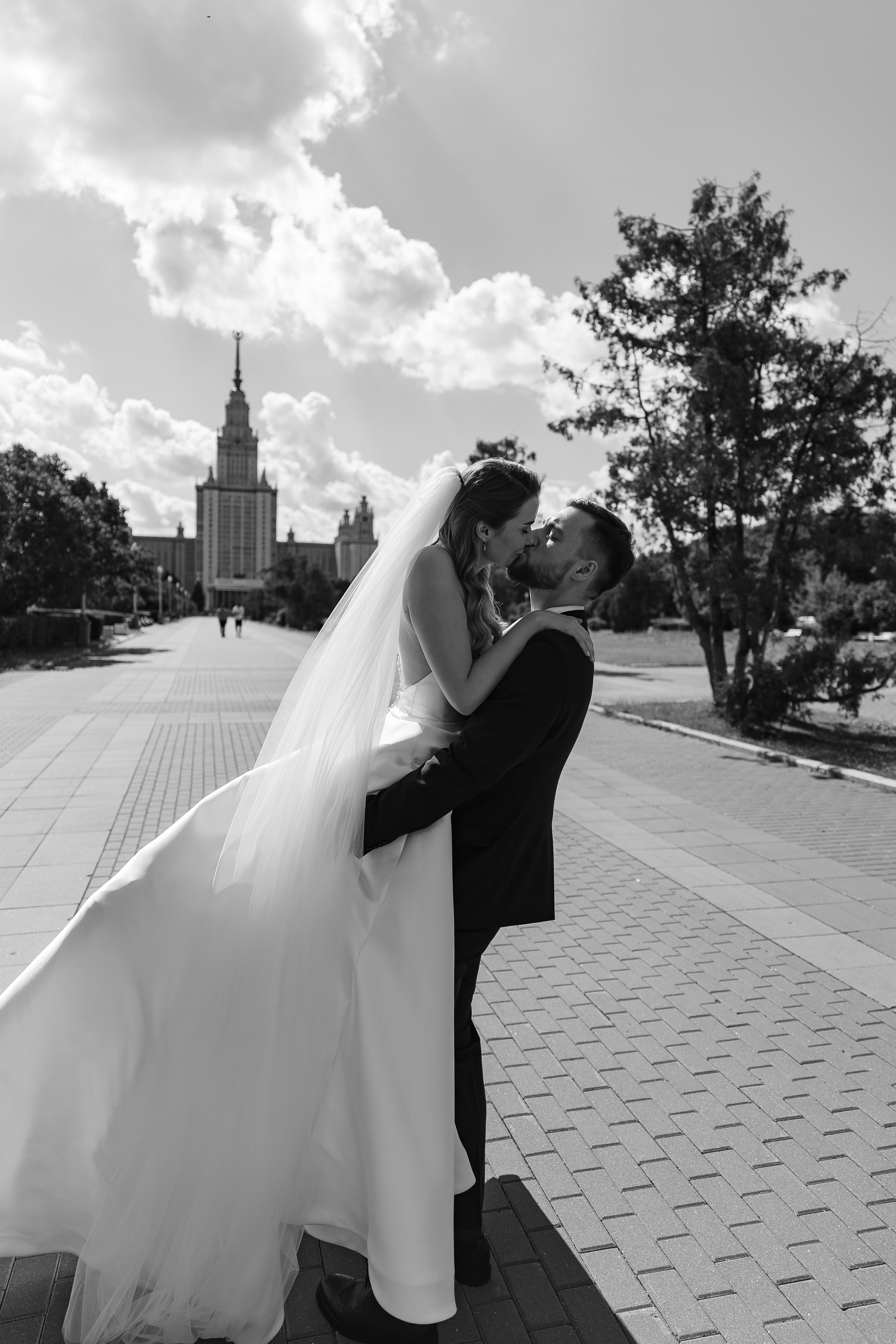 10.08.2024. RETOUCH-HOUSE