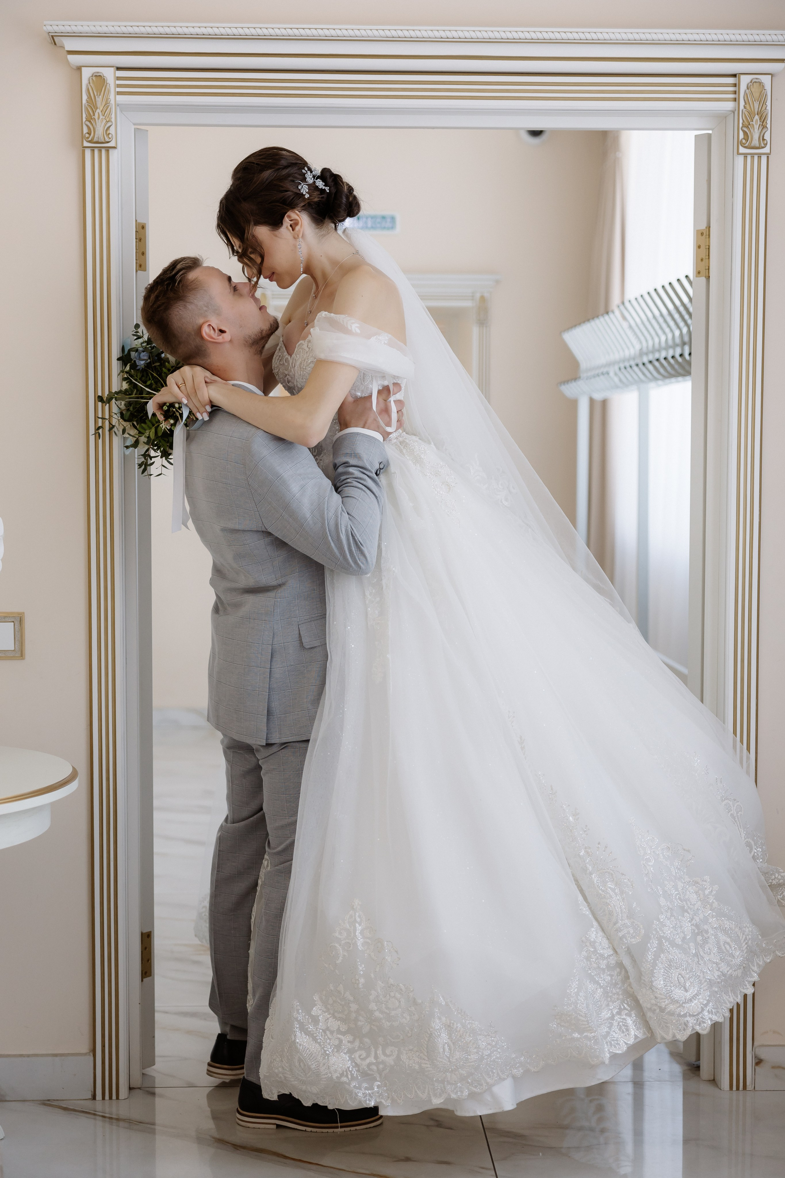 Александр & Марьяна. RETOUCH-HOUSE