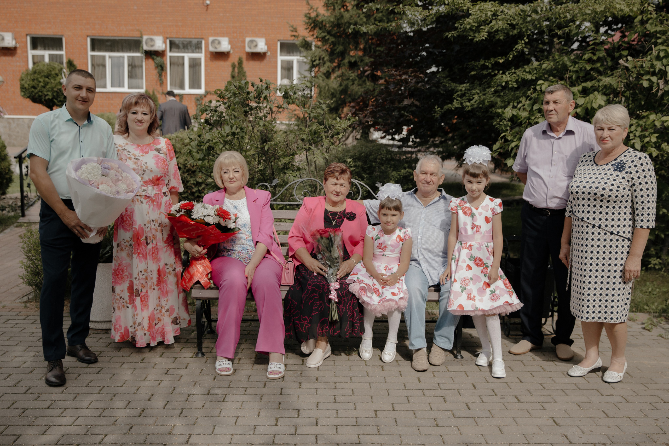 04.08.2024. RETOUCH-HOUSE