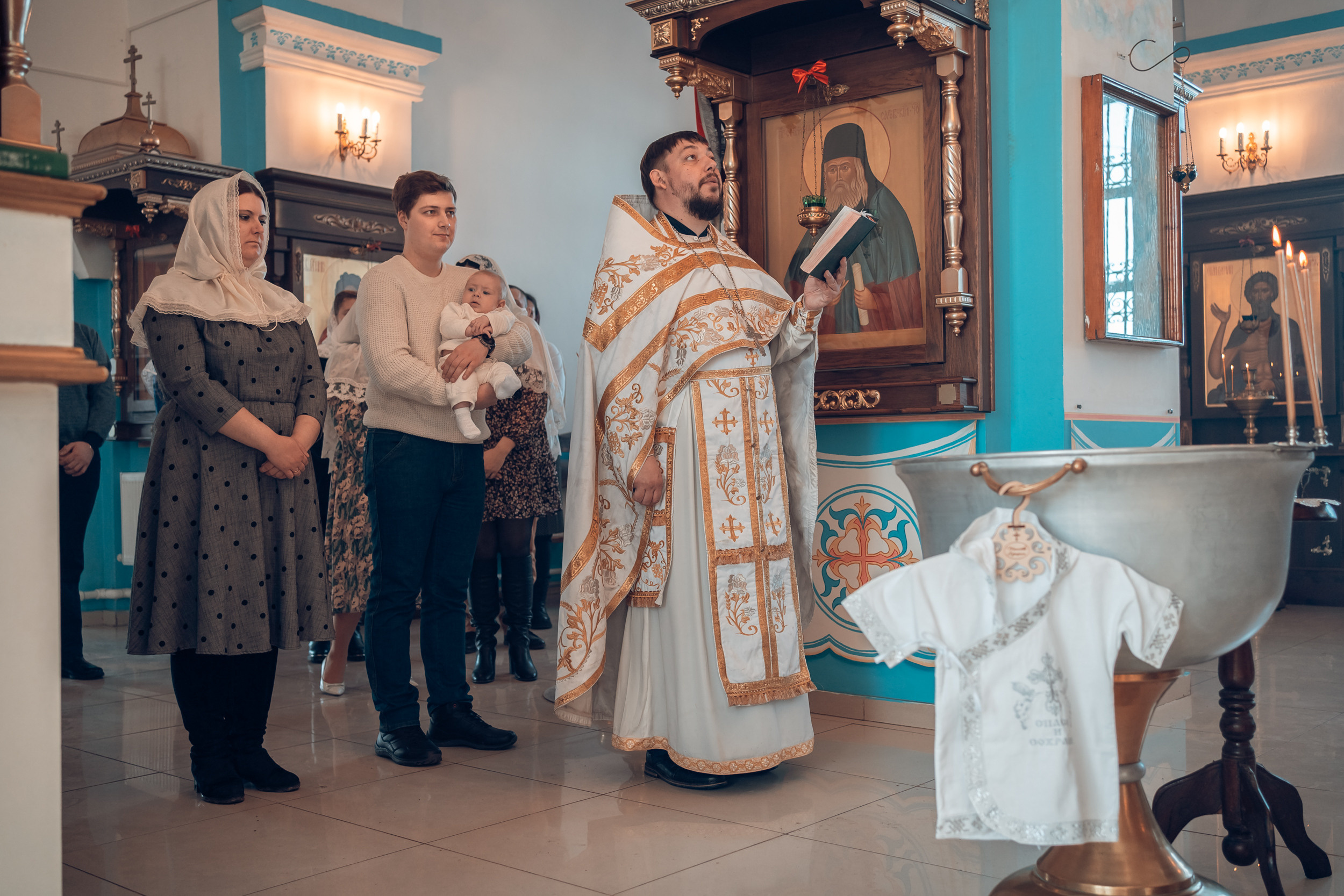 Крещение в Свято-Казанском храме с. Гремячее. Церковный фотограф Севастополь