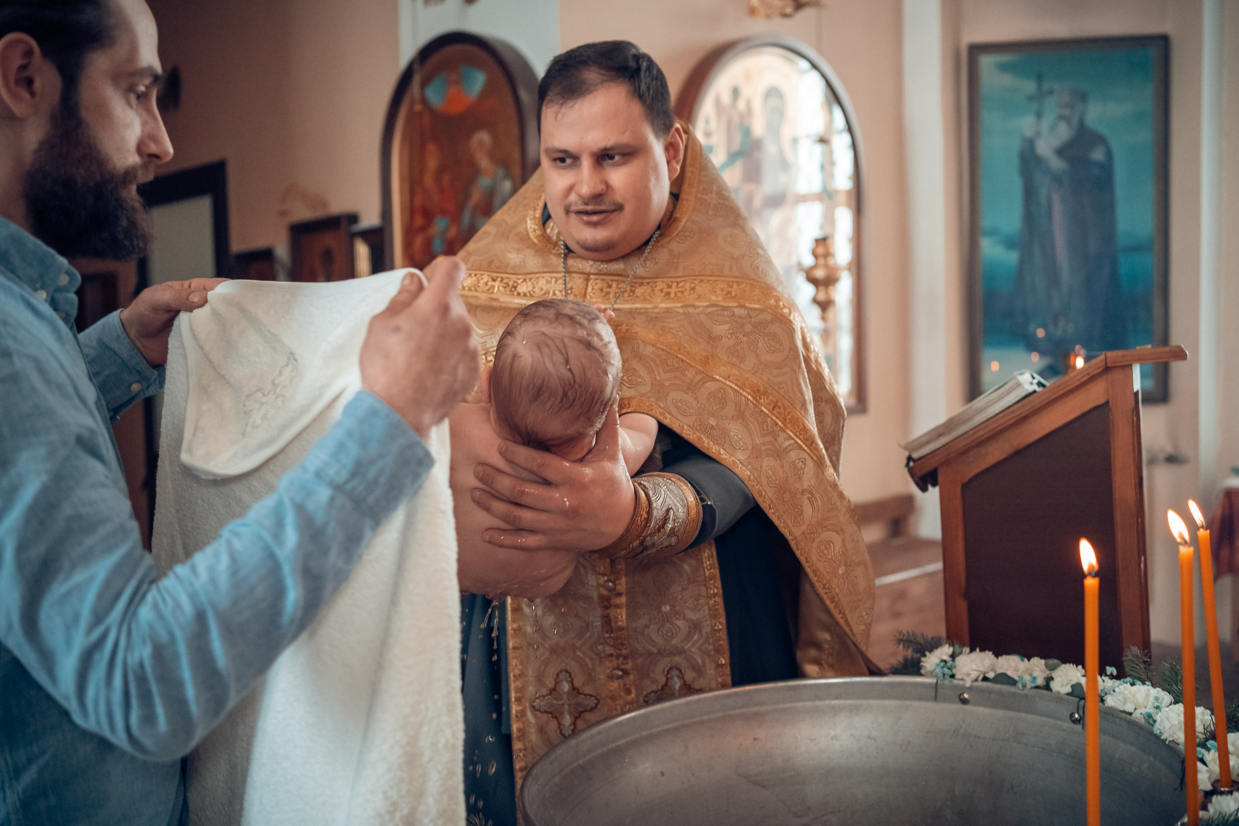 Крещение в Воскресенском храме г. Венев. Церковный фотограф Севастополь