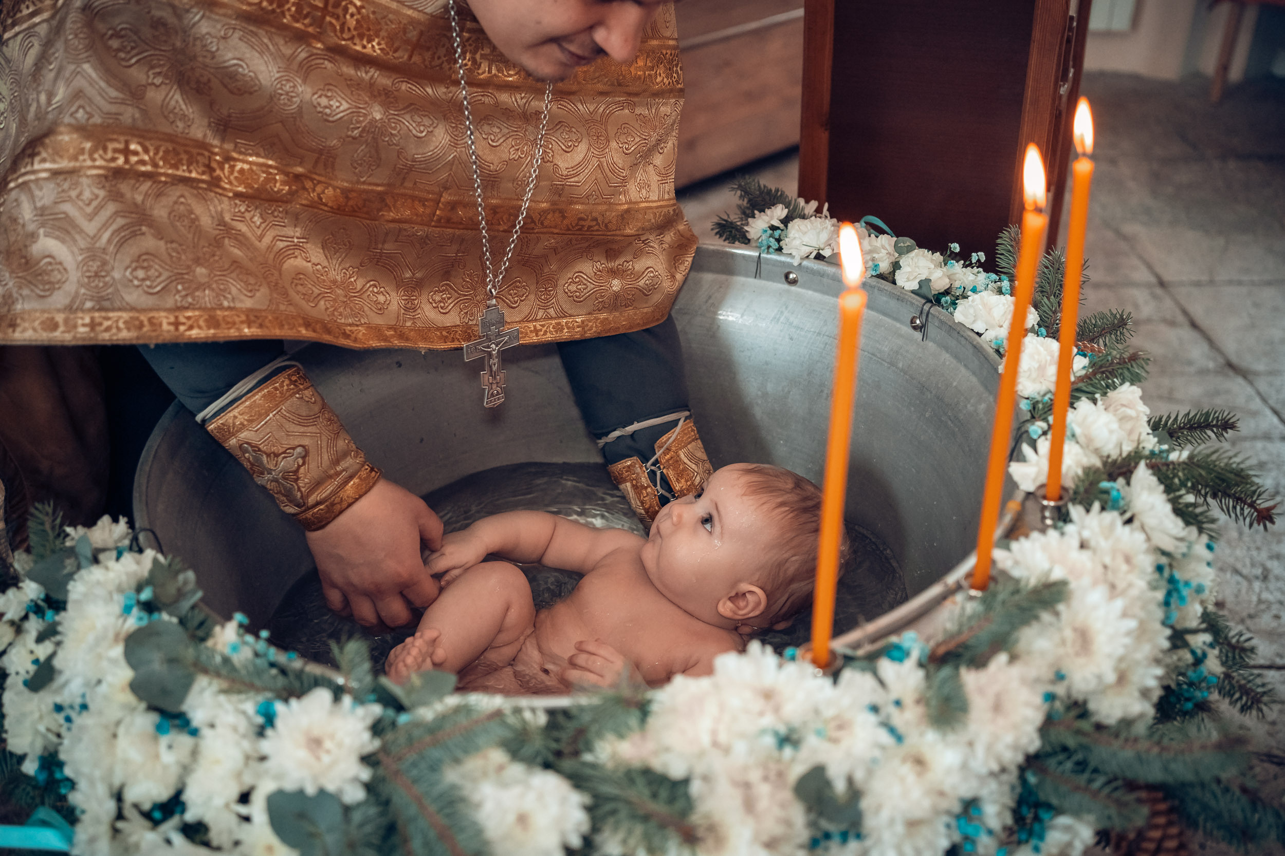 Крещение в Воскресенском храме г. Венев. Церковный фотограф Севастополь