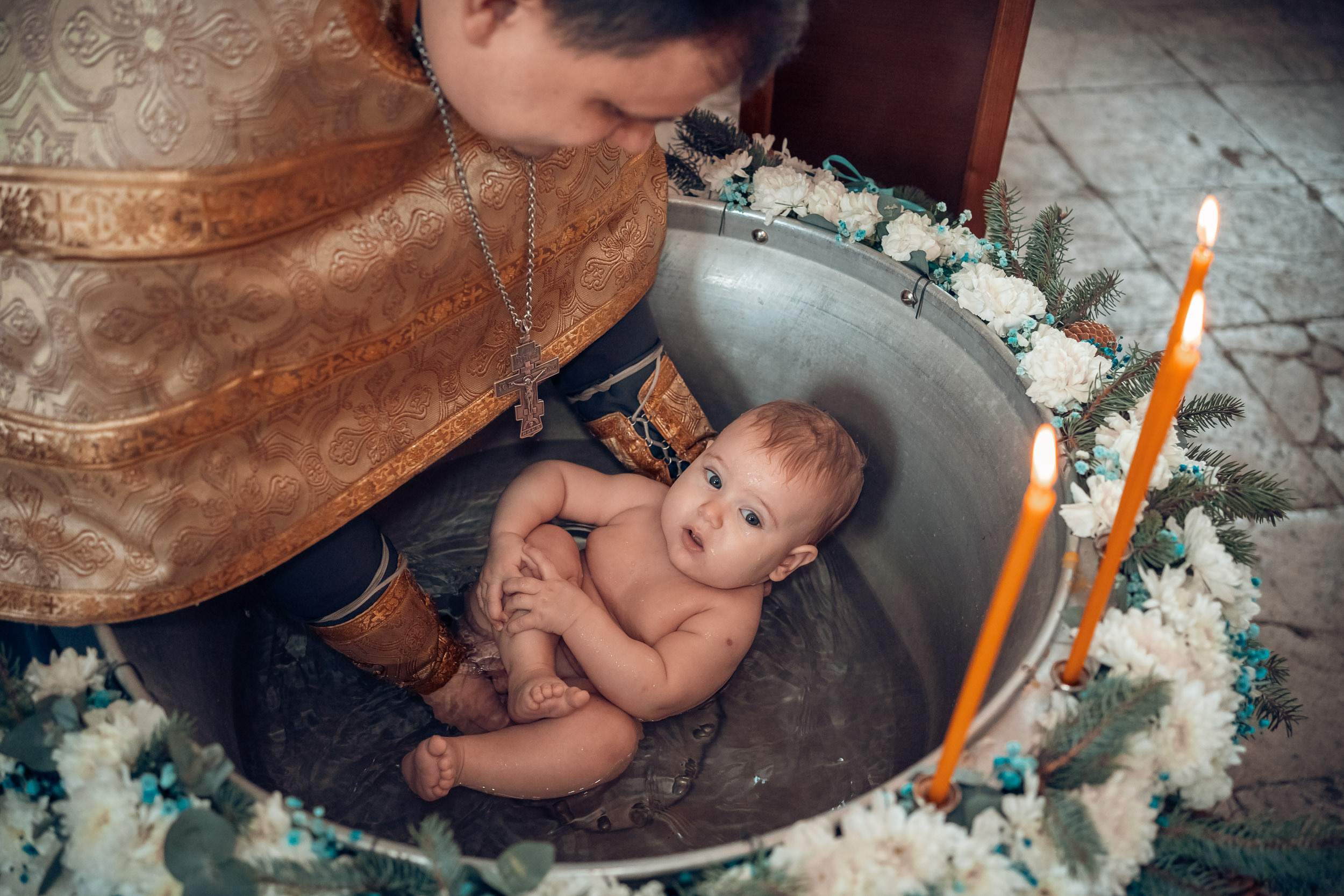 Крещение в Воскресенском храме г. Венев. Церковный фотограф Севастополь