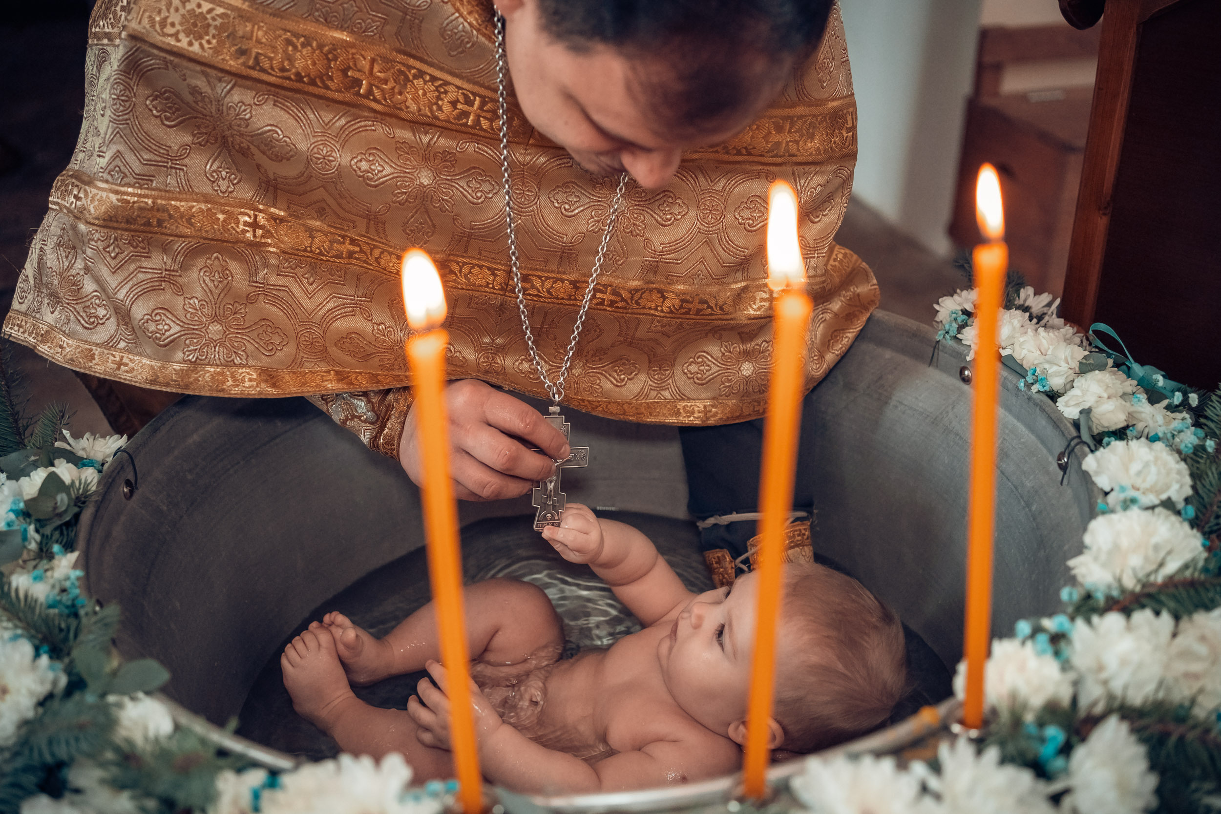 Крещение в Воскресенском храме г. Венев. Церковный фотограф Севастополь