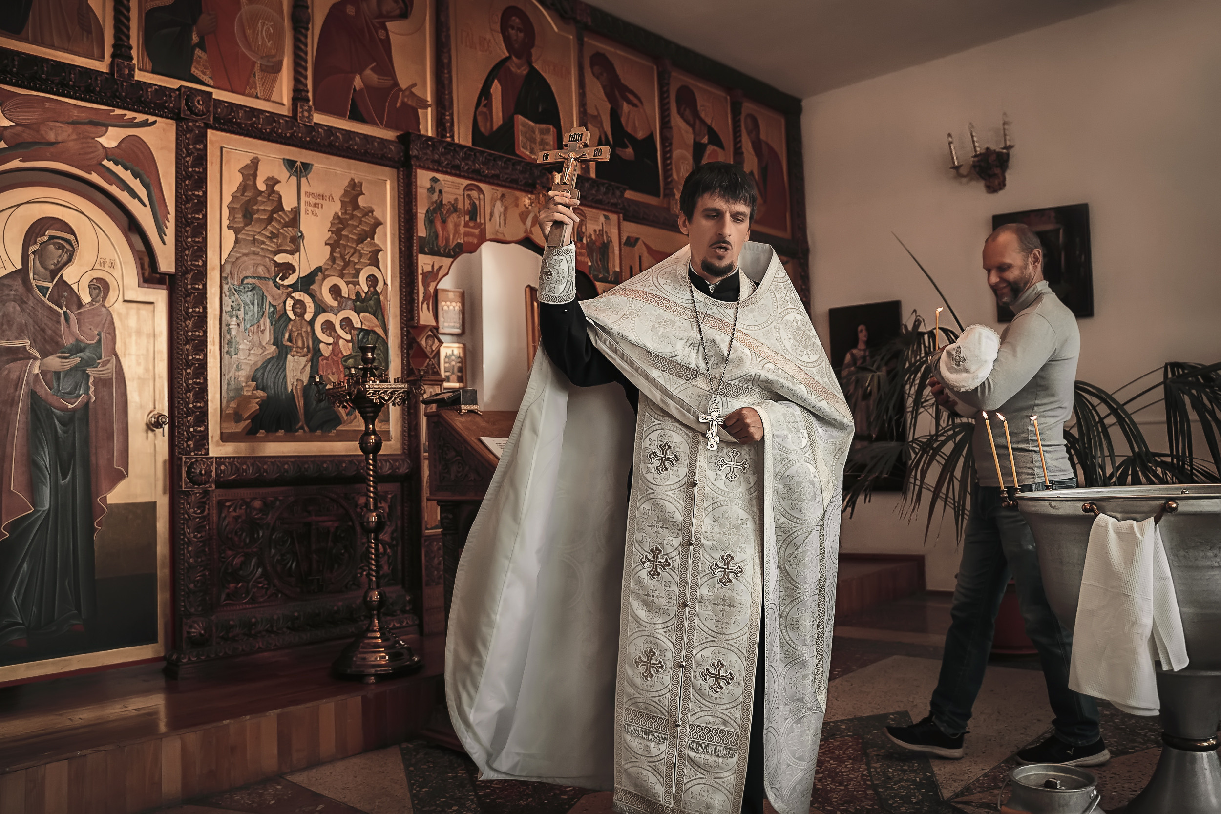 Крещение в храме «Нечаянная Радость» г. Новомосковск. Церковный фотограф Севастополь