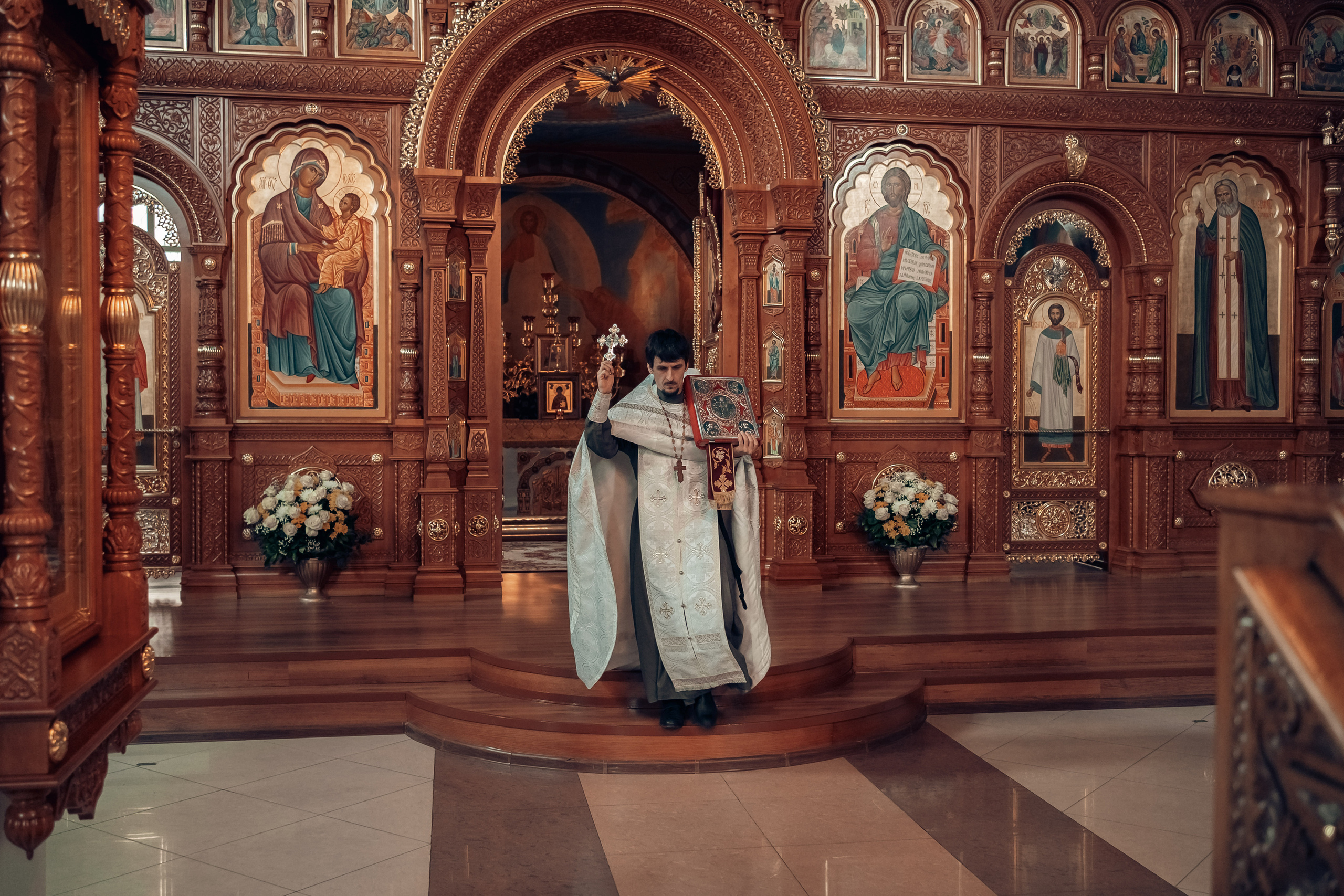 Венчание в храме «Нечаянная Радость» г. Новомосковск. Церковный фотограф Севастополь