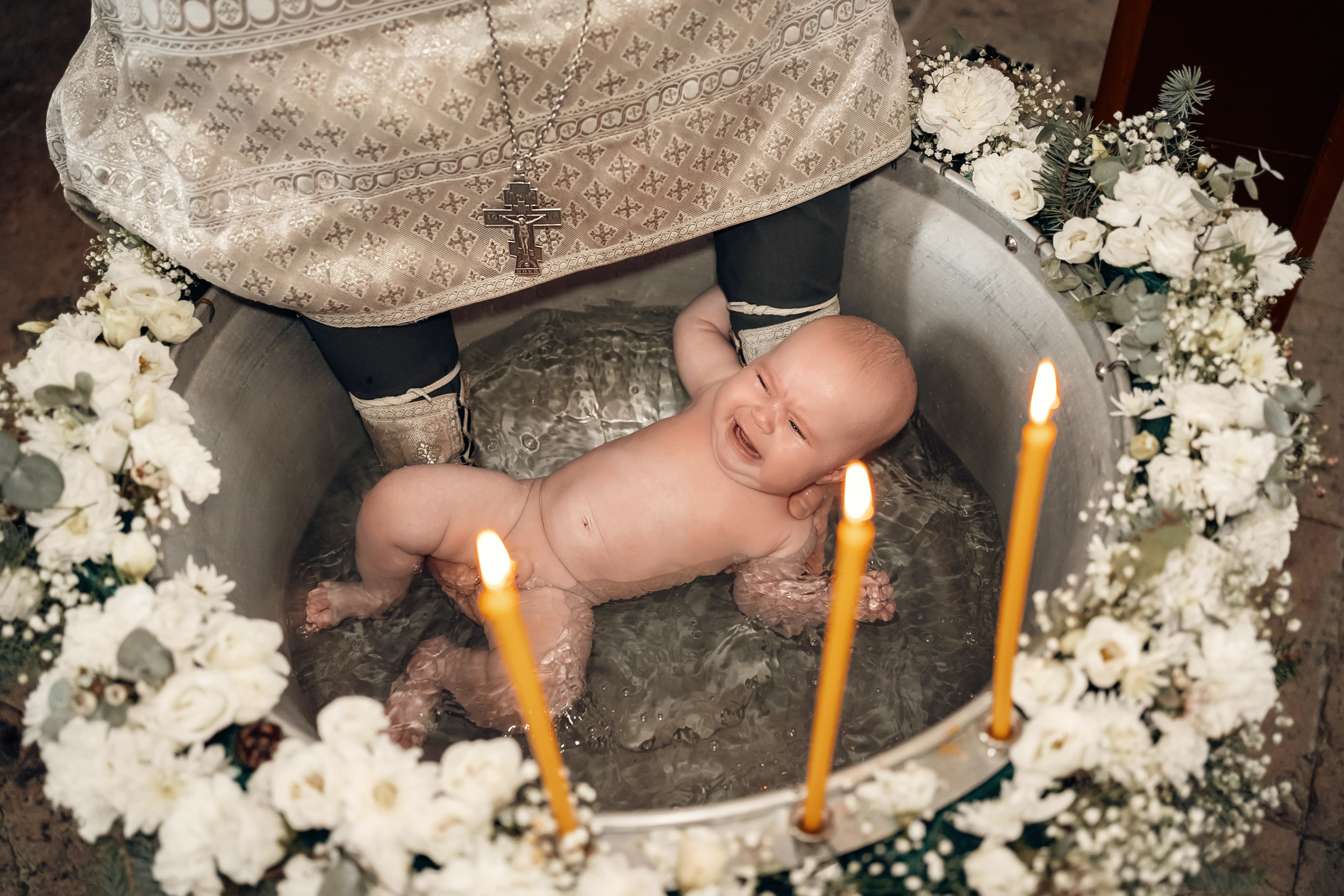 Крещение в Воскресенском храме г. Венев. Церковный фотограф Севастополь