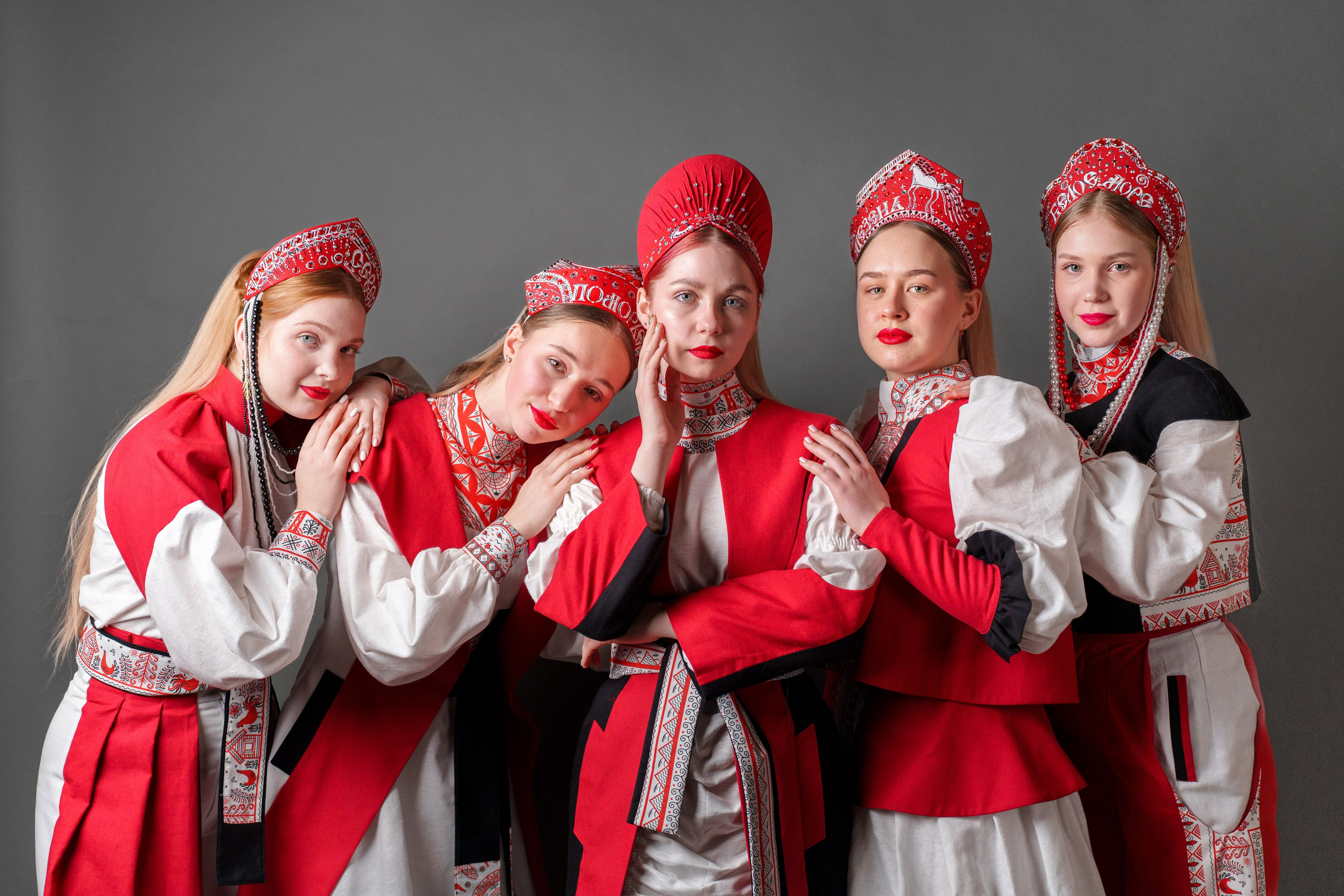 Коллекция одежды Елены Мошкиной «Мезень». Фотограф в Санкт-Петербурге Ибрагимова Алина