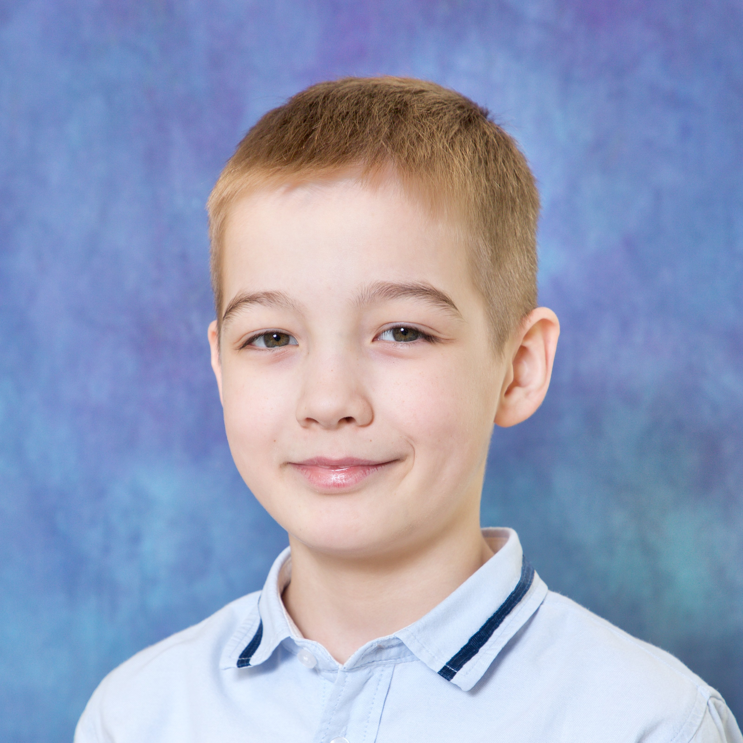 4 класс. Портреты. Школьные выпускные альбомы в Москве Марина Николаева