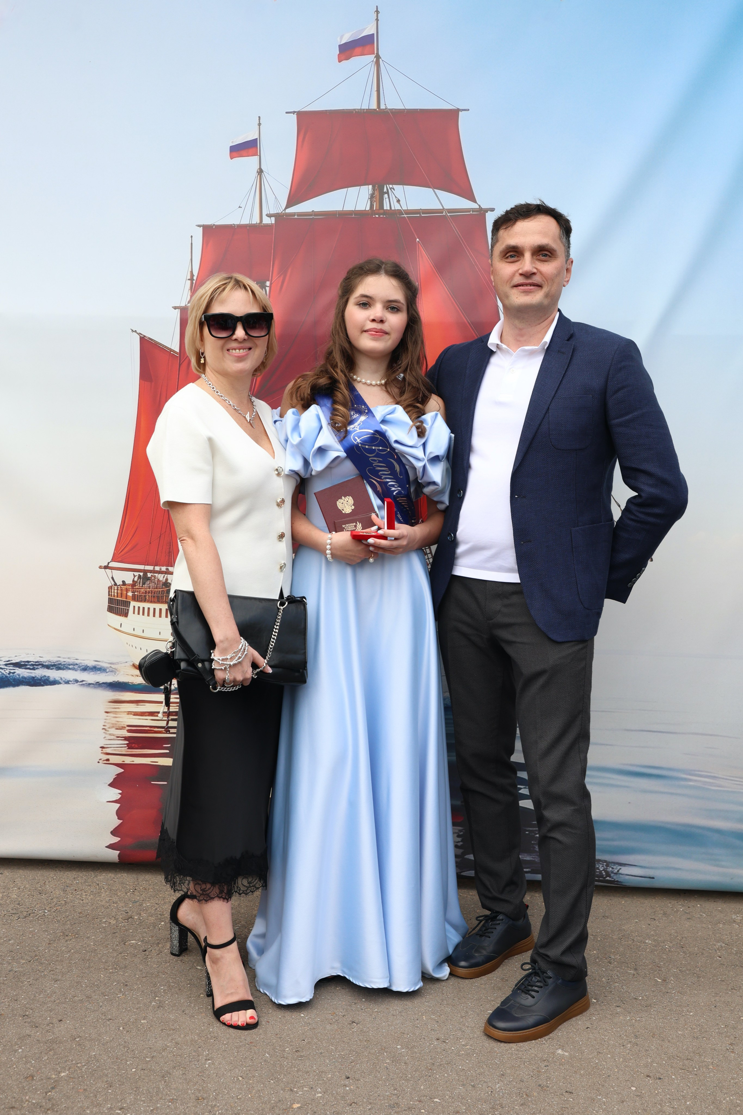 26/06/26. Школьные выпускные альбомы в Москве Марина Николаева