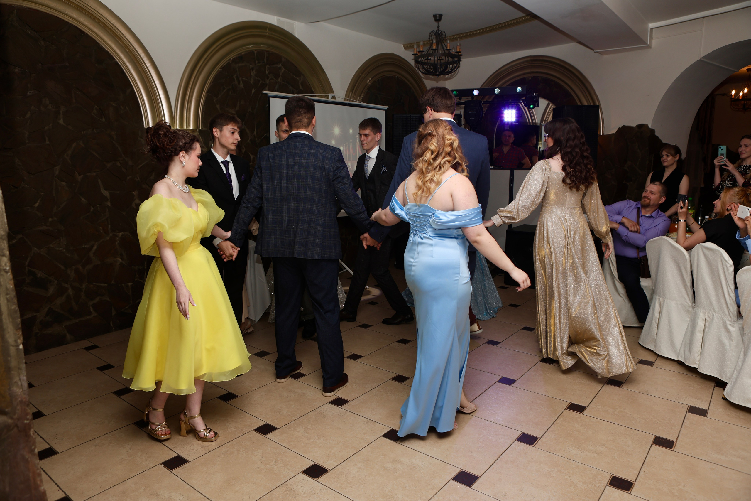 Школьный выпускной. Фотограф в Курске Смирнов Евгений