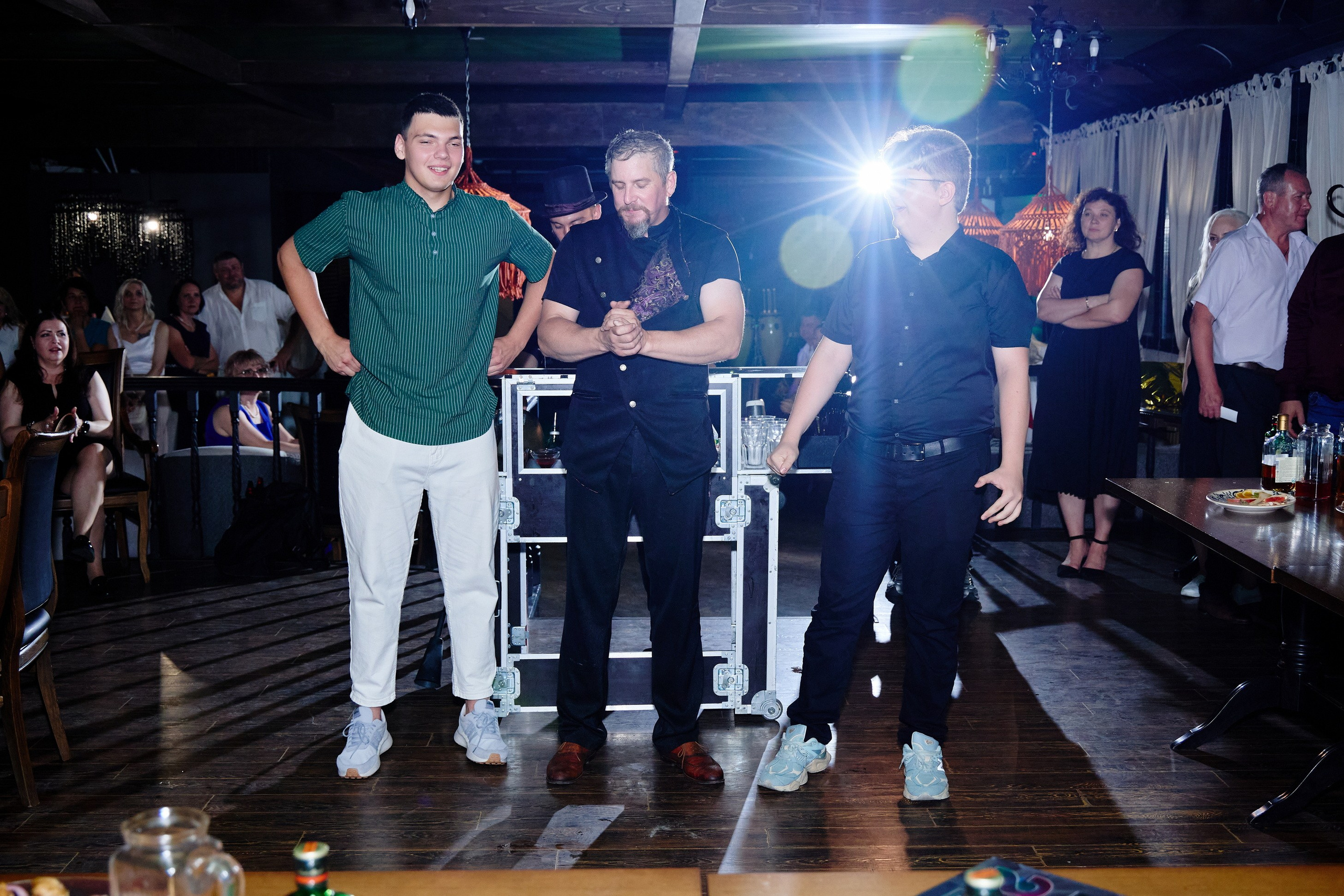 Выпускной 35 Сош. Фотограф Выпускные альбомы Таганрог Сергей Коробченко