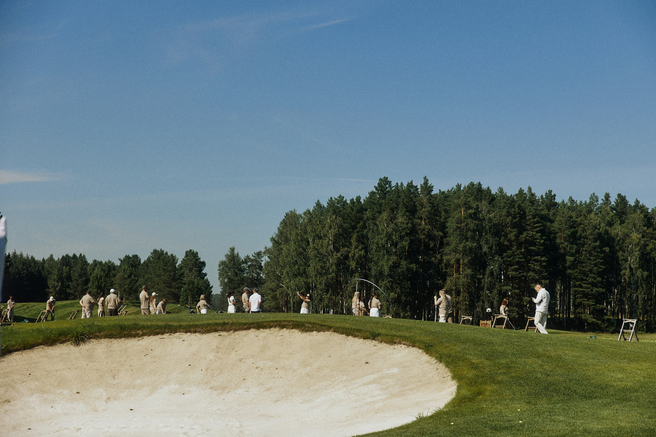 RED LINES. Дмитрий Мазуркевич: Профессиональный Репортажный Фотограф