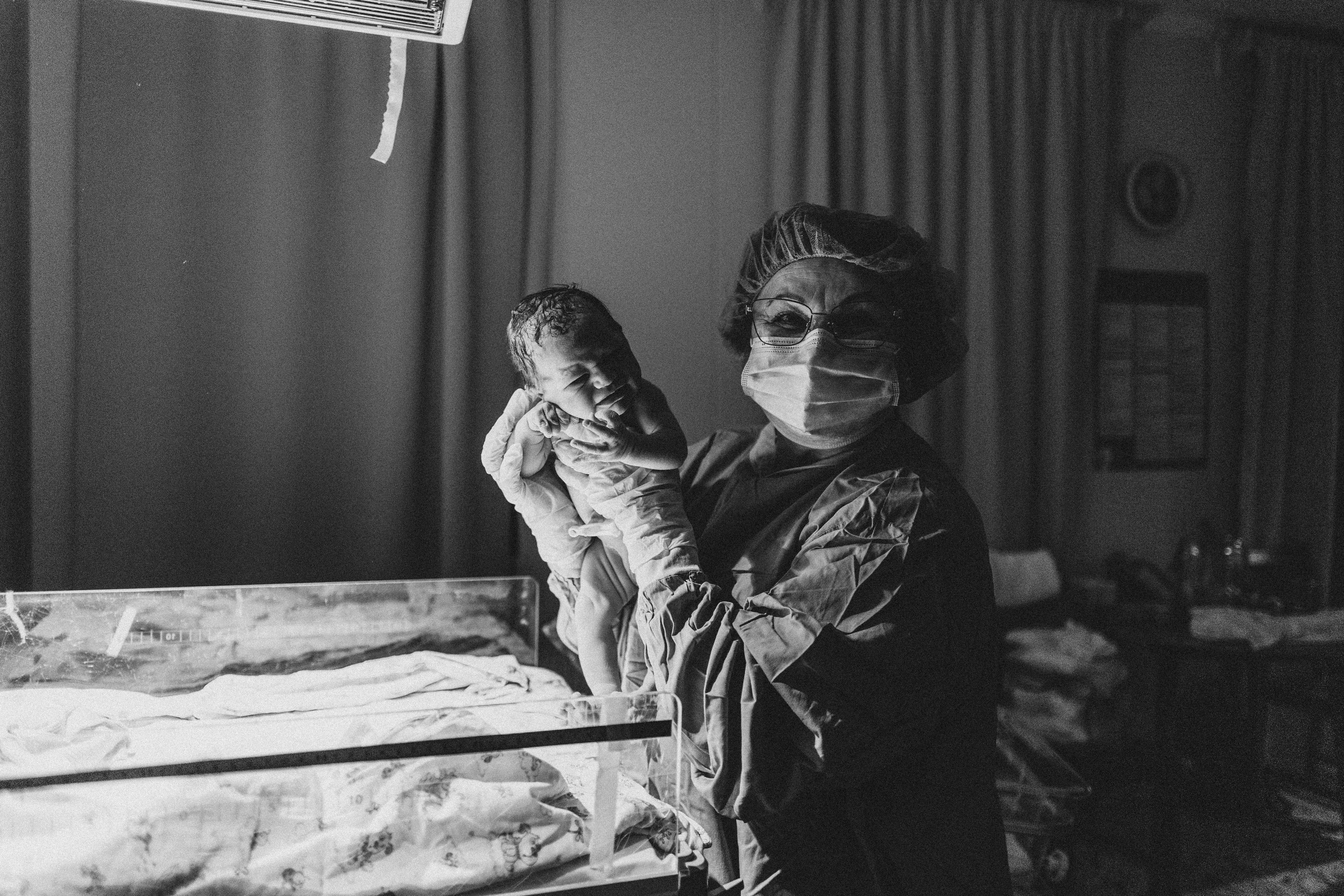 Естественные Роды. Перинатальный центр Балашиха. Юлия Силицкая. Семейный и детский фотограф