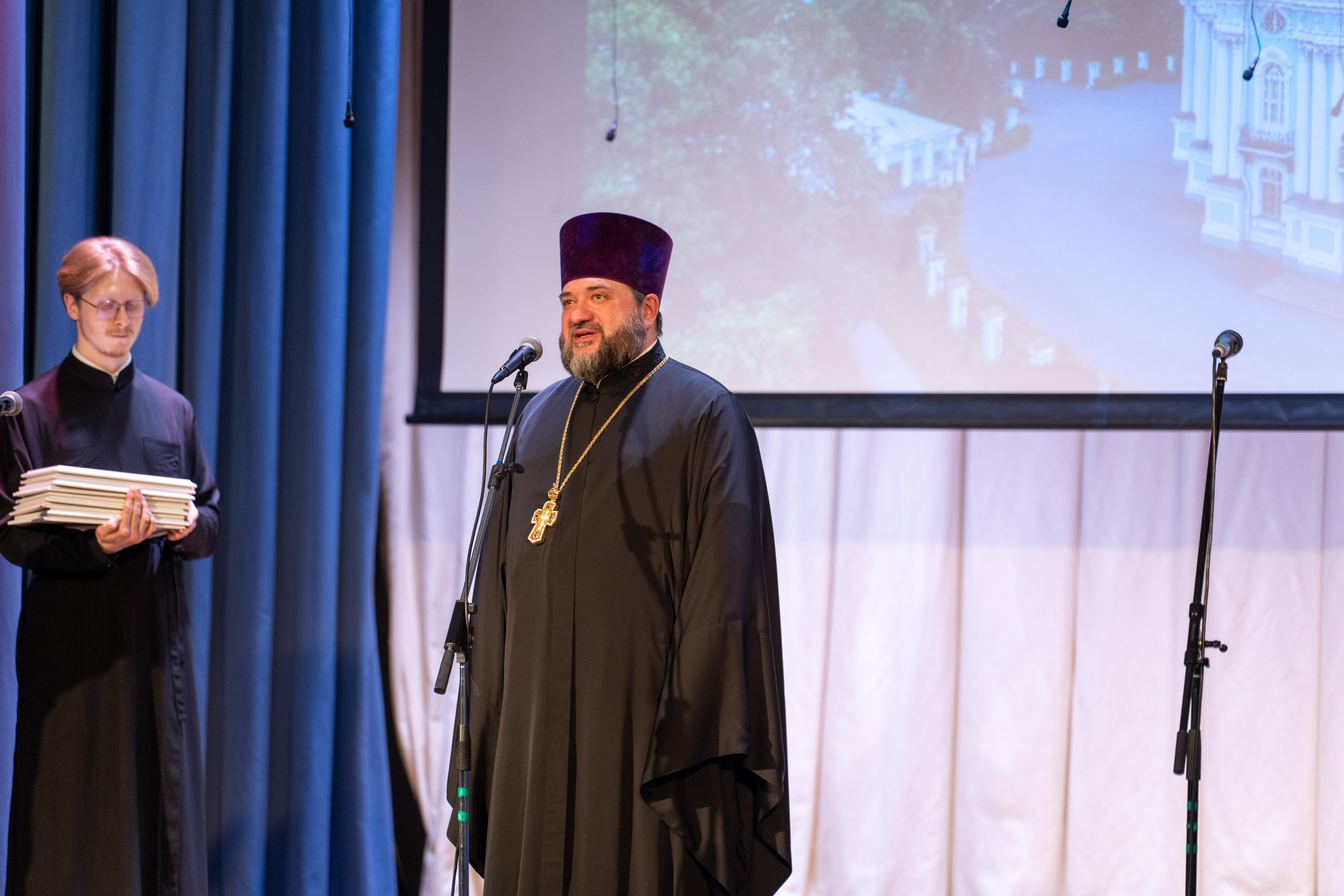 Праздничный концерт в честь 265 летия освящения нижнего храма собора во имя Святителя и Чудотворца Николая. НИКОЛО-БОГОЯВЛЕНСКИЙ МОРСКОЙ СОБОР