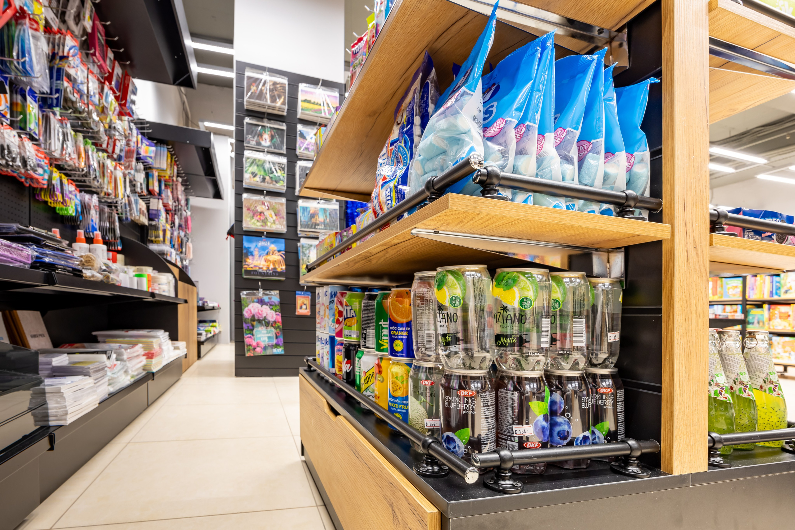 Съемка для производителя торгового оборудования в ТЦ «Серпантин». Интерьерный фотограф в Москве Сергей Чекмезов