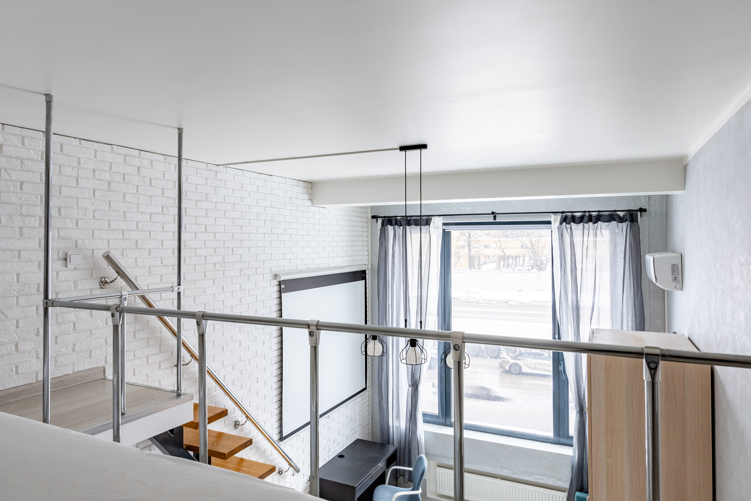 Двухуровневая студия для аренды. Интерьерный фотограф в Москве Сергей Чекмезов